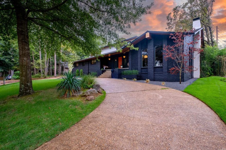 Welcome to a mid-century masterpiece in the heart of Midtown! This stunning home embodies timeless design and luxury. As you step inside the atrium, the mirrored ceiling and masonry details immediately catch your eye with an abundance of natural light that seamlessly connects the living, dining, and entertaining spaces highlighted by a sunken living room with a floating staircase and floating concrete steps and hearth.The modern chef's kitchen is a culinary and entertaining dream, featuring custom birch cabinets, premium appliances (Viking, Sub-Zero, BlueStar), and a steel-plated butler's pantry that also serves as a safe room.The large master suite is a private retreat, complete with office space and his and hers walk-in closets and baths, including a his/her steam shower with teak benches.Upstairs provides a mother-in-law suite, workout gym, and media room with 25 ft floor-to-ceiling custom birch bookshelves and cabinets with built-in 5.1 surround sound. This custom built home sits on a desirable cul-de-sac and boasts unrivaled storage, including 16 closets (7 walk-in/9 reach-in), large attic, and a 2 - car garage rarely found in Midtown!  **SHOWINGS BEGIN 8/18**