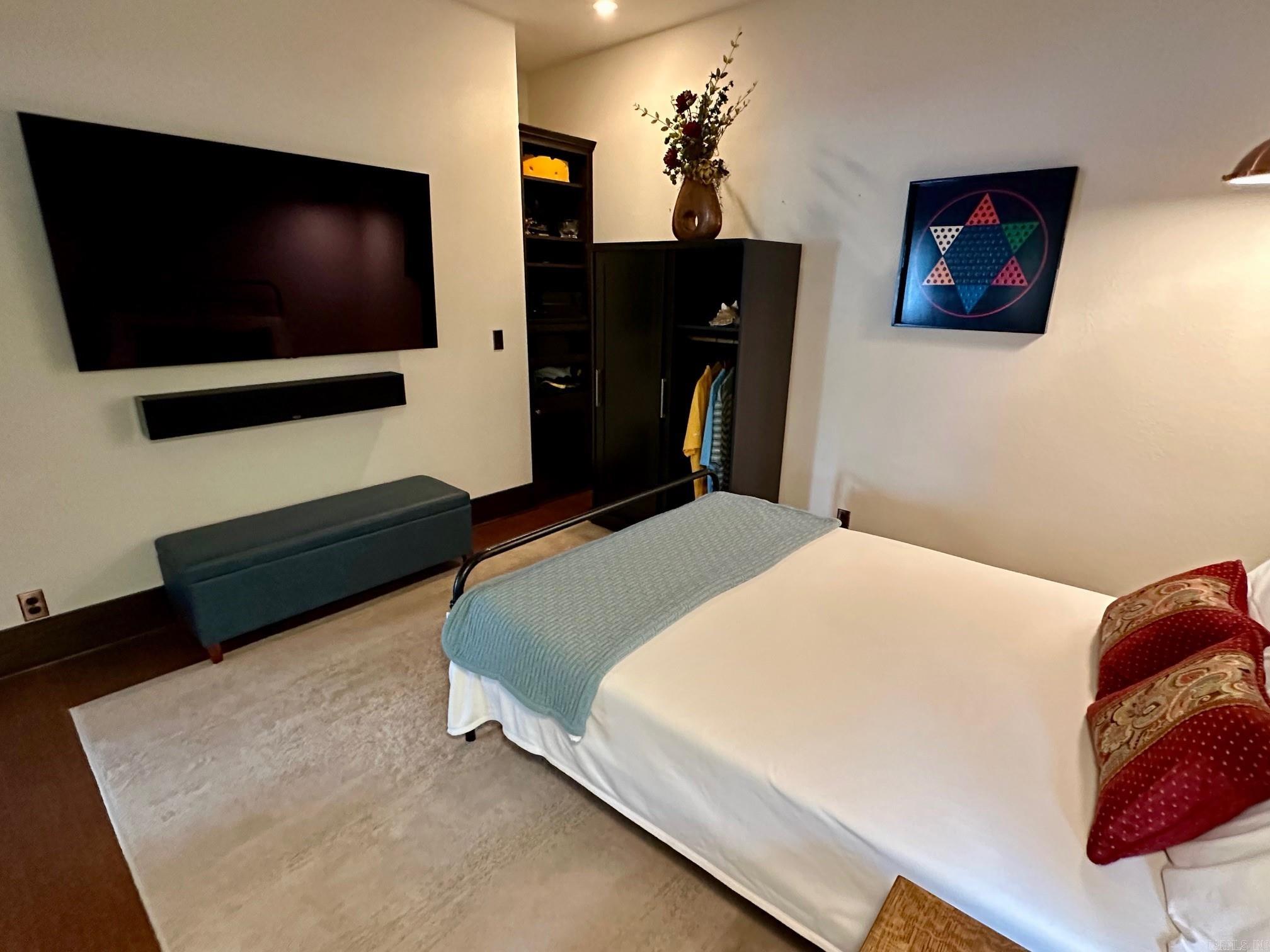 Guindola - Residential