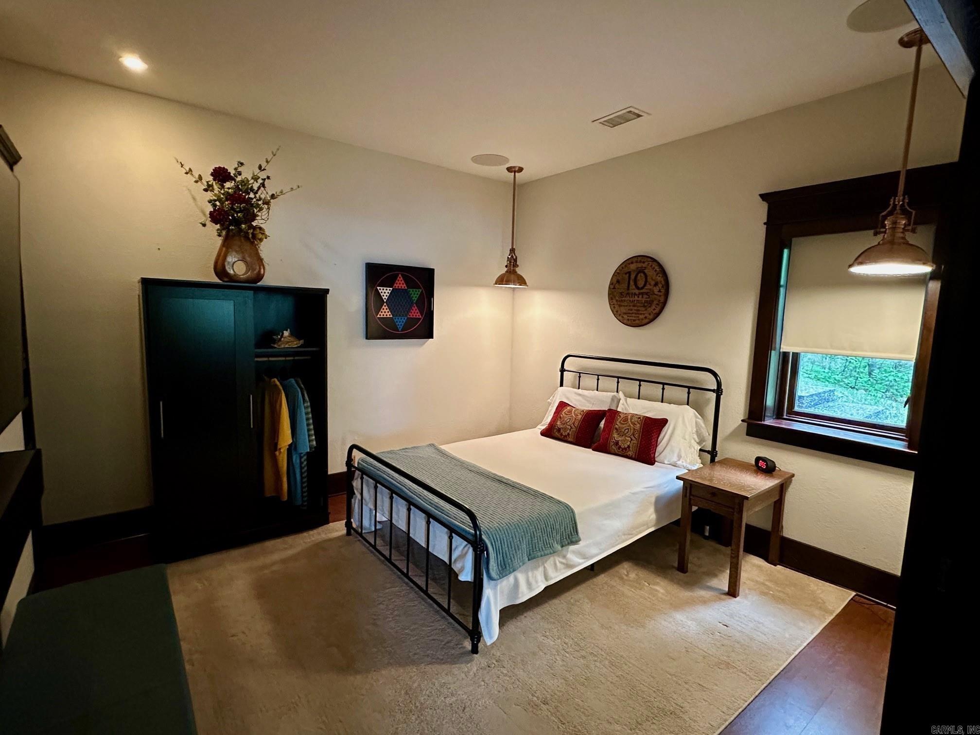 Guindola - Residential