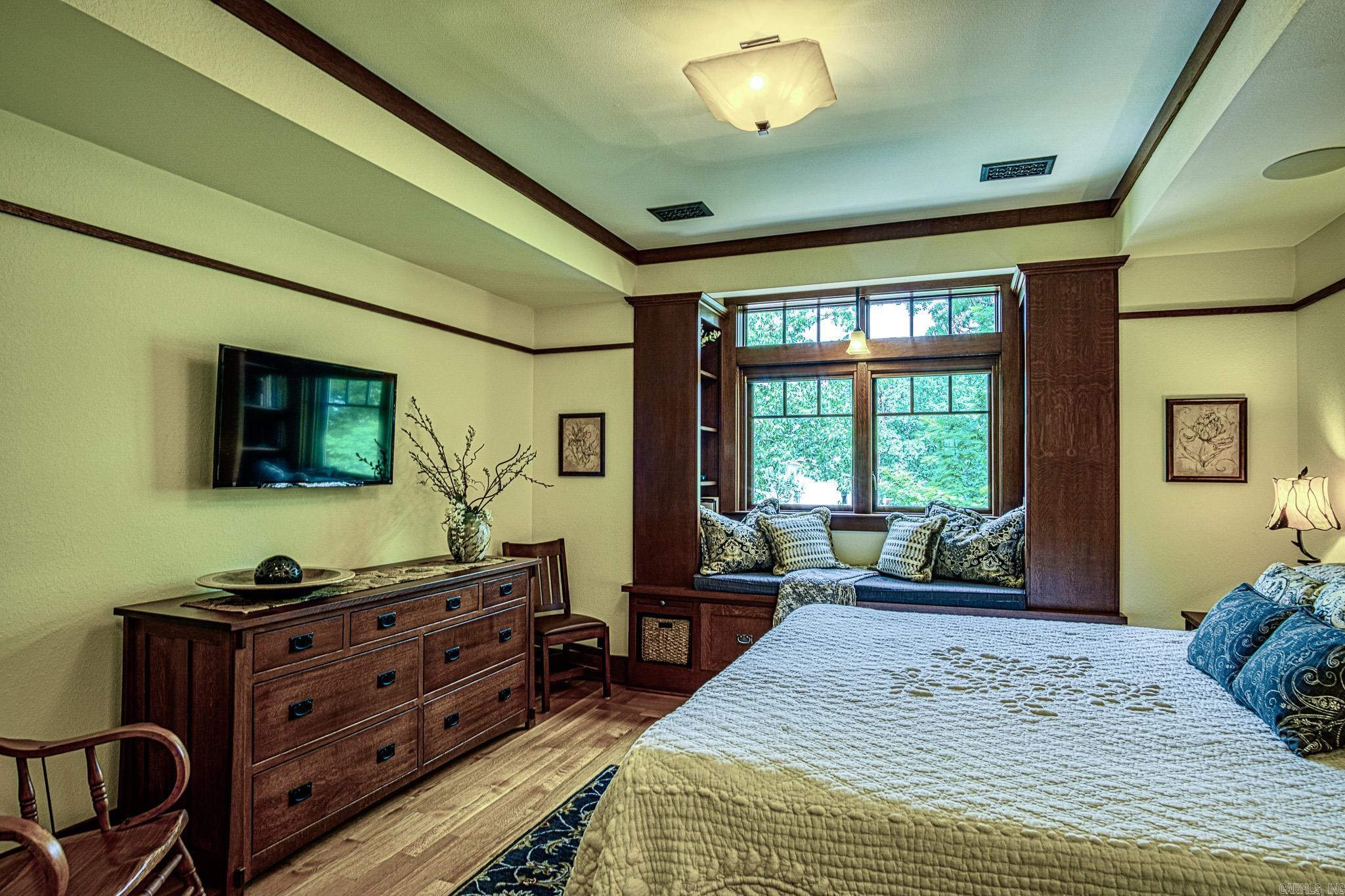 Guindola - Residential