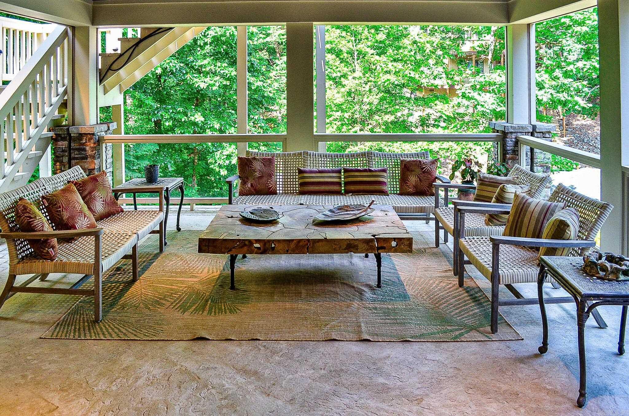 Guindola - Residential