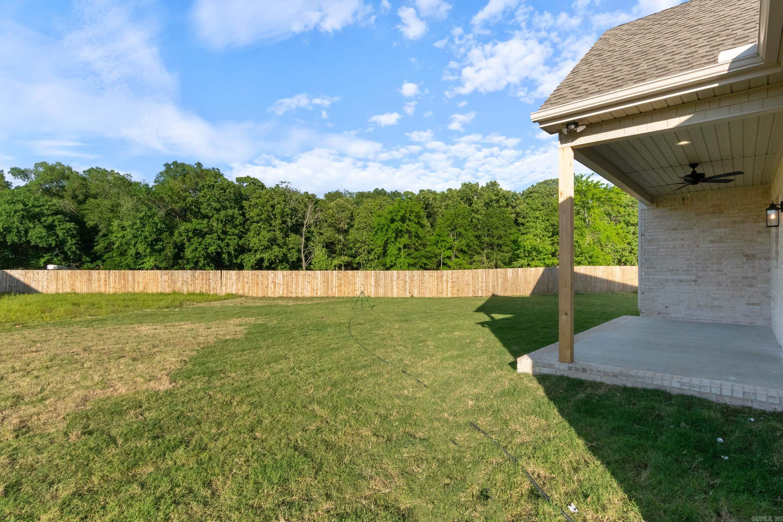 EAST MEADOW - Residential