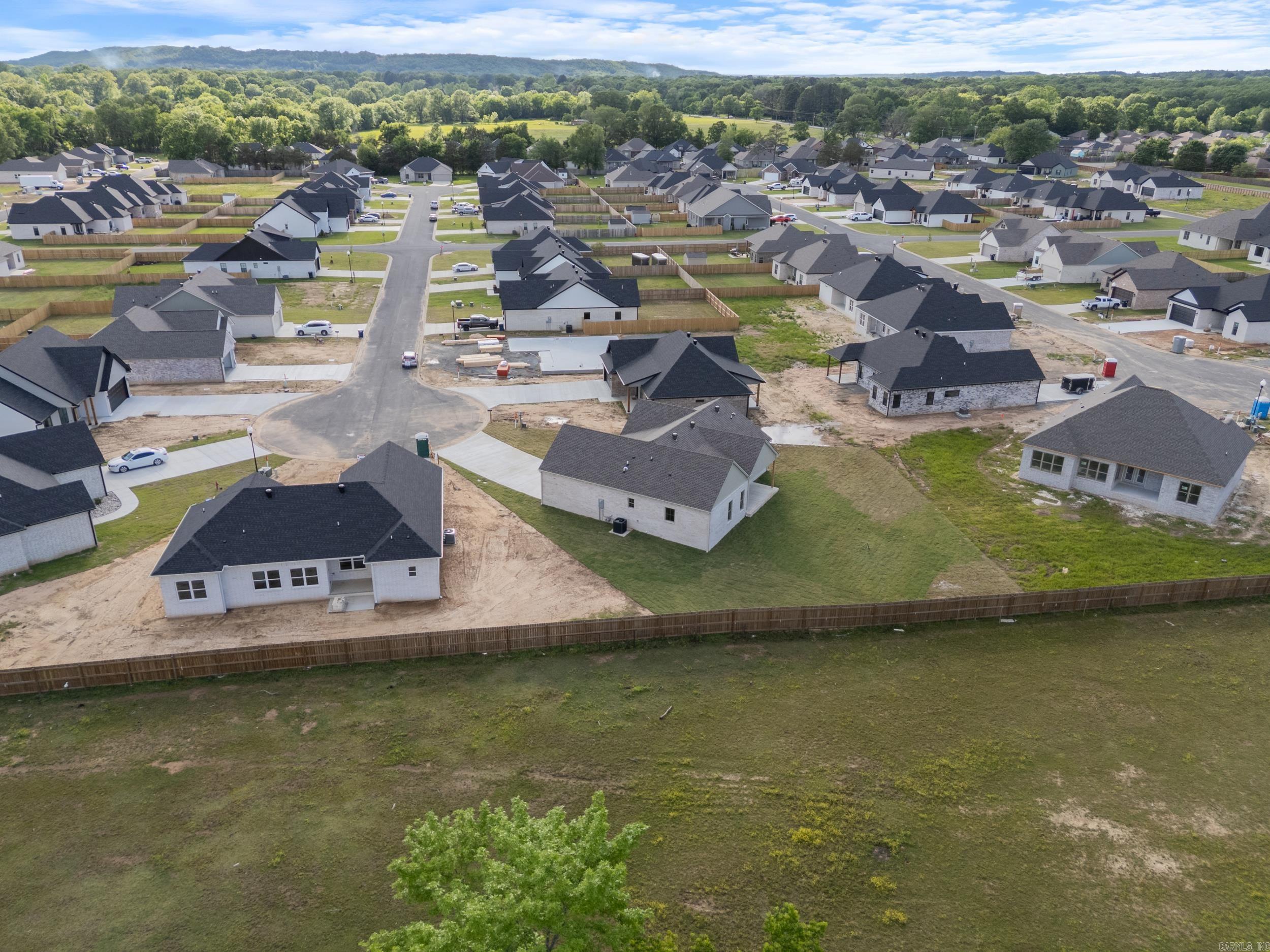 EAST MEADOW - Residential