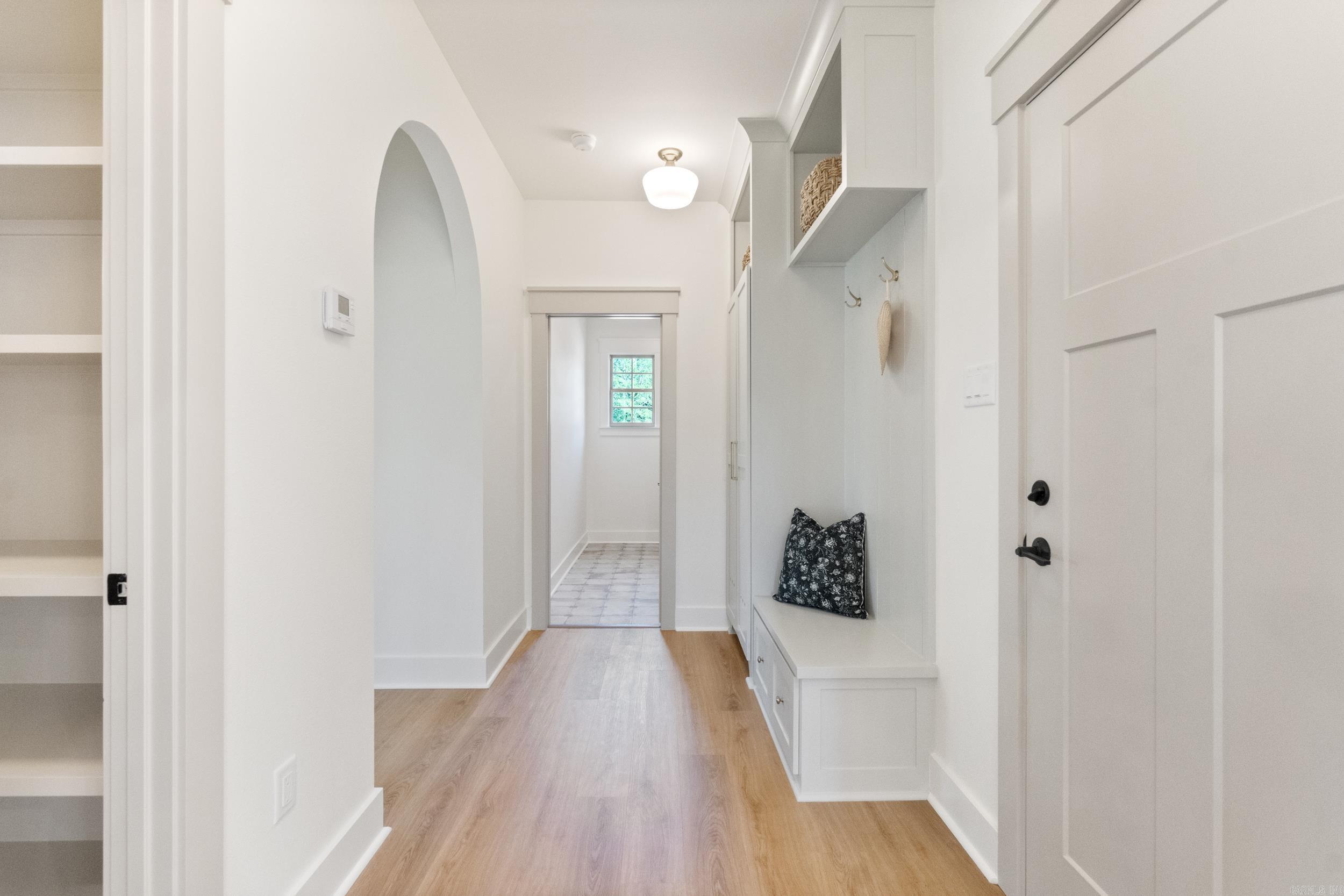 EAST MEADOW - Residential