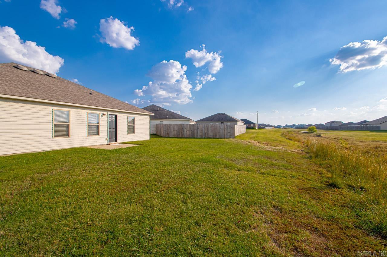 Faulkner Lake Crossing - Residential