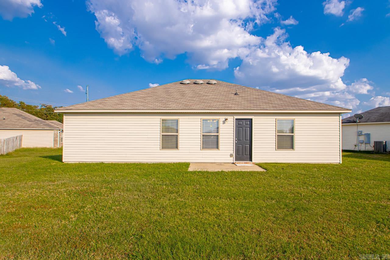 Faulkner Lake Crossing - Residential