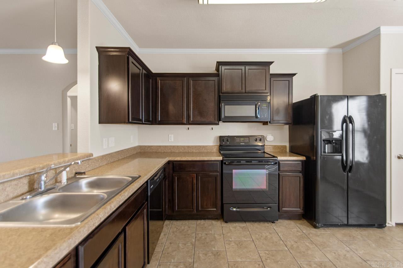 Faulkner Lake Crossing - Residential