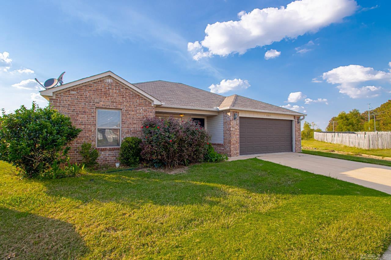 Faulkner Lake Crossing - Residential