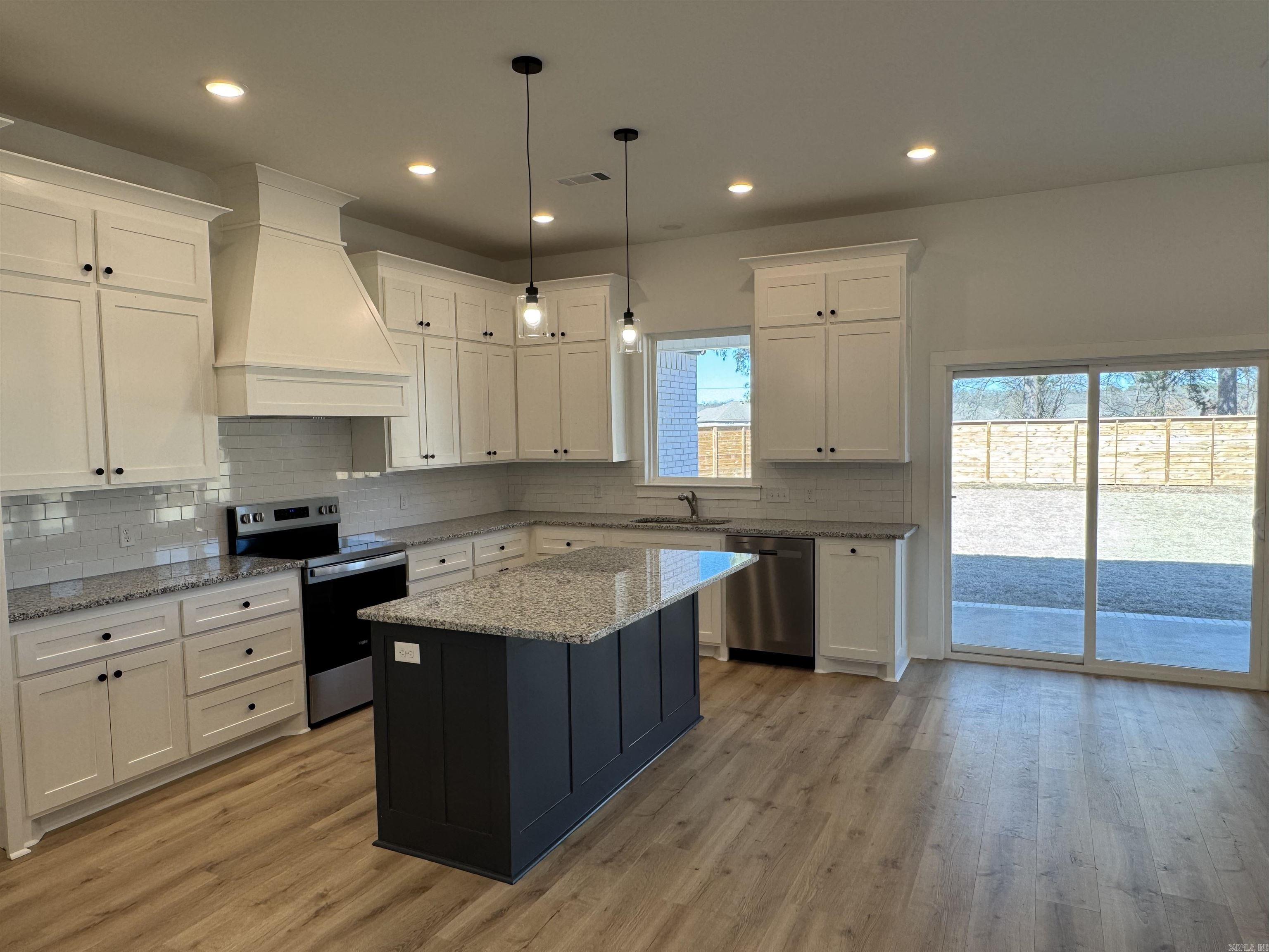 East Meadow - Residential