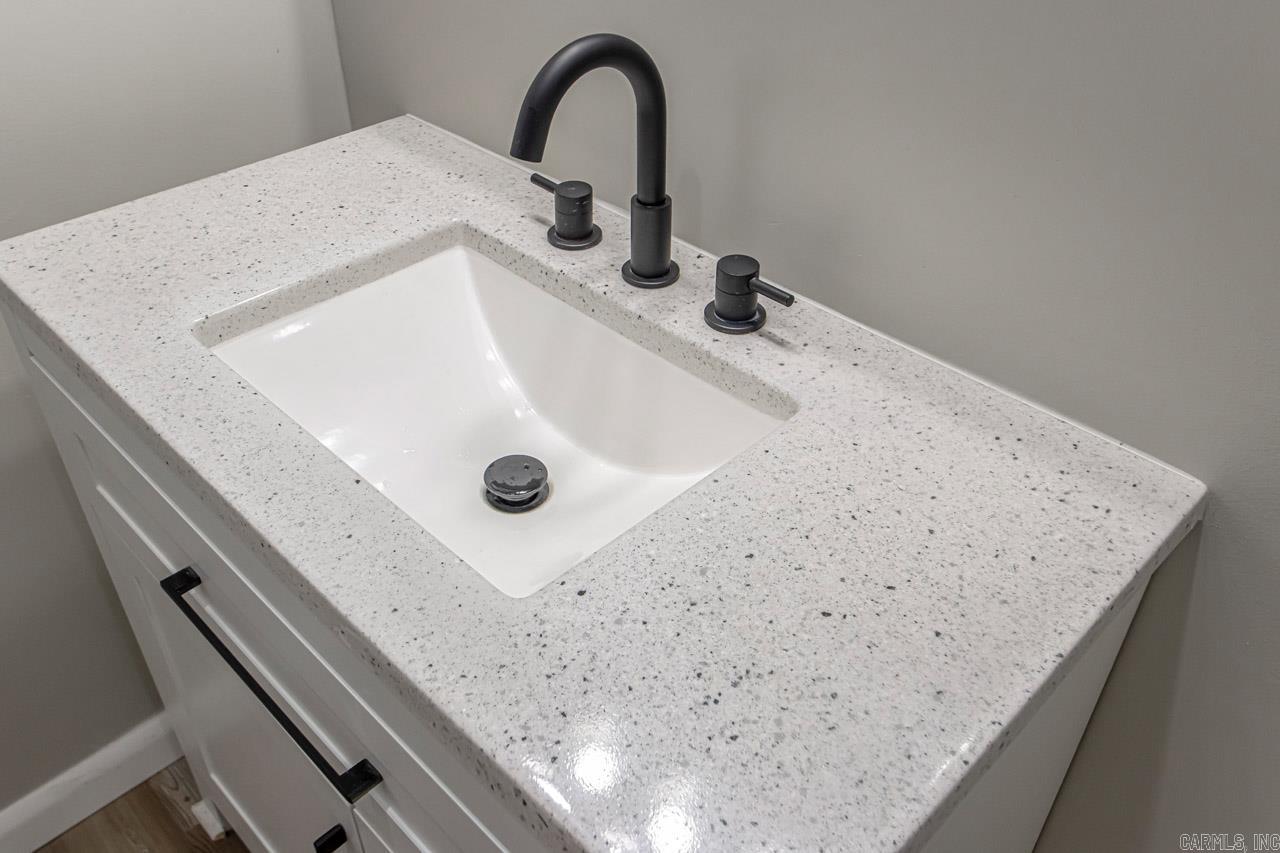 HILLSIDE - Residential