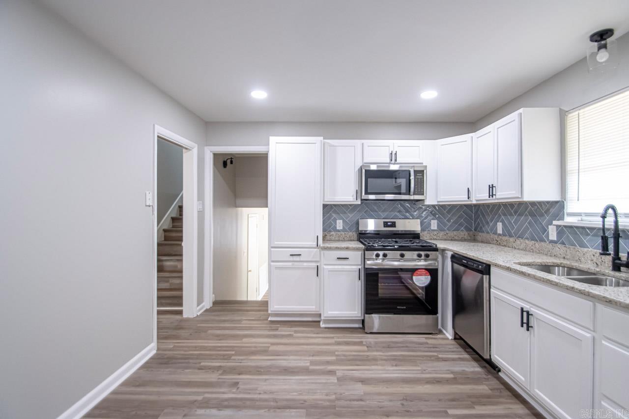 HILLSIDE - Residential