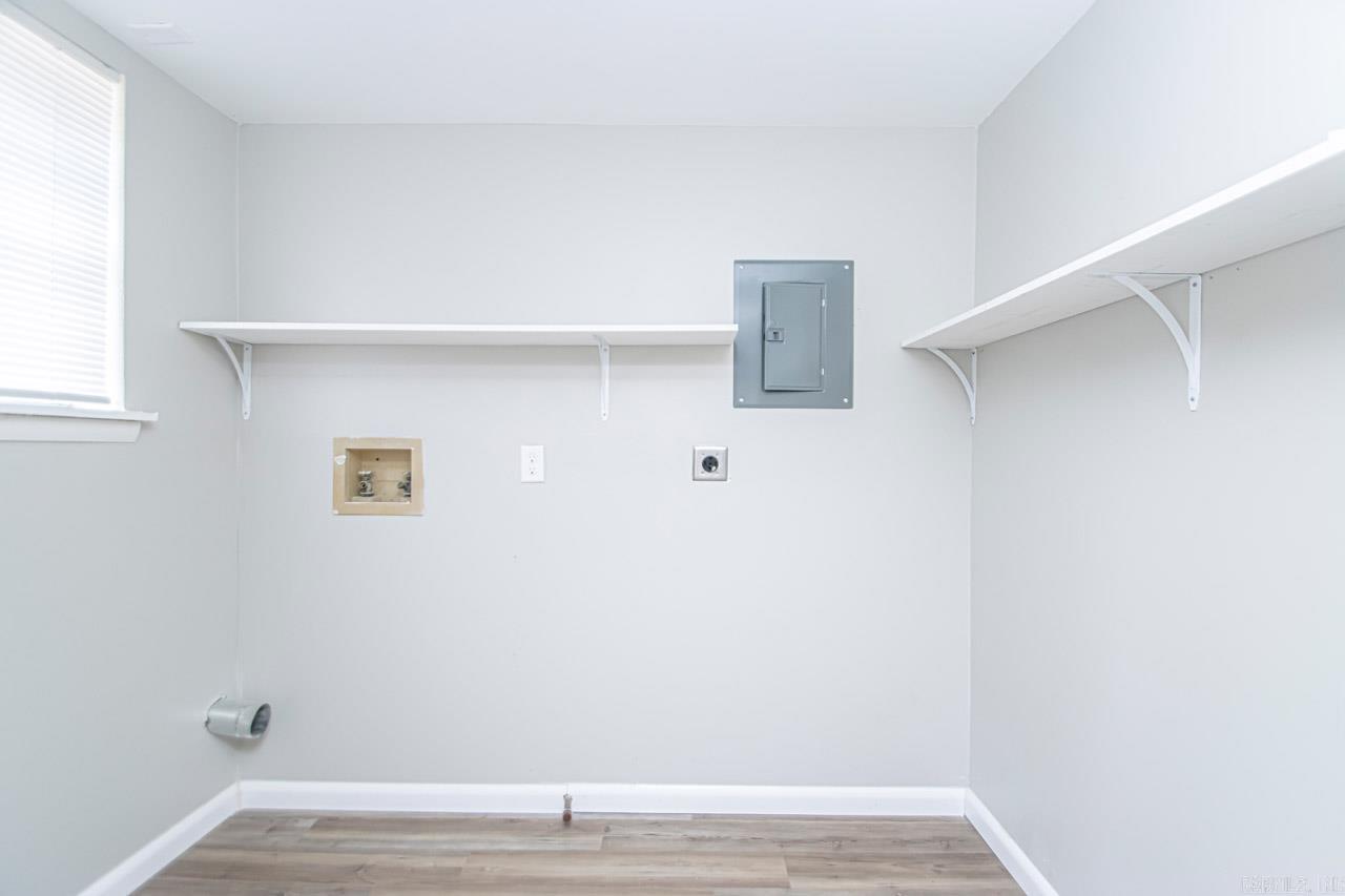 HILLSIDE - Residential