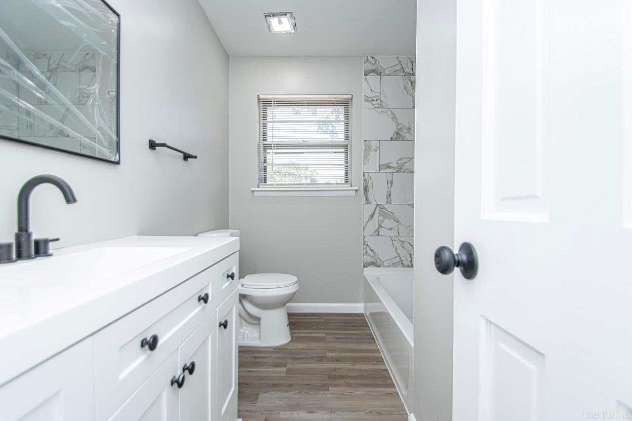 HILLSIDE - Residential