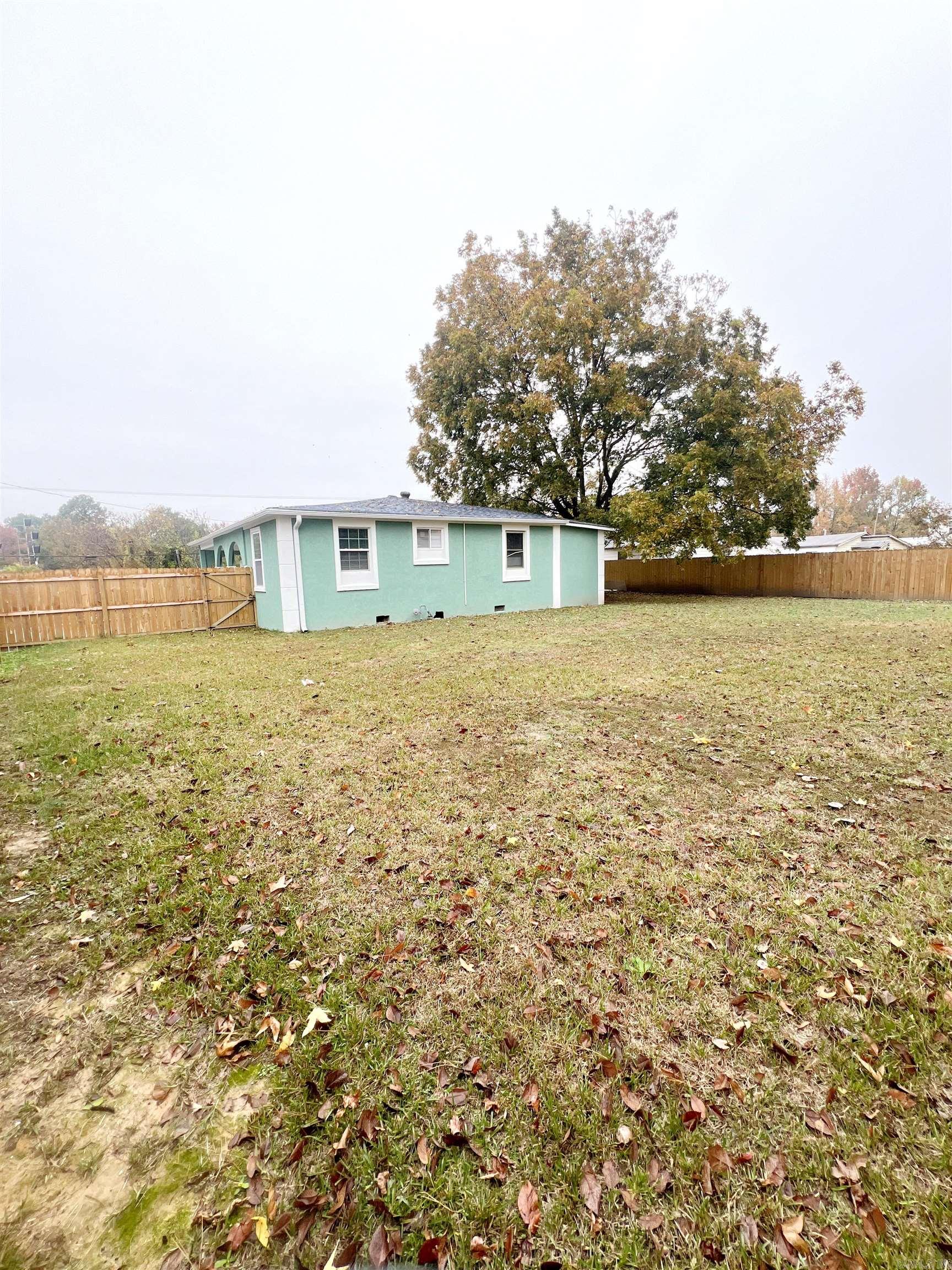 BOOKER TERRACE - Residential
