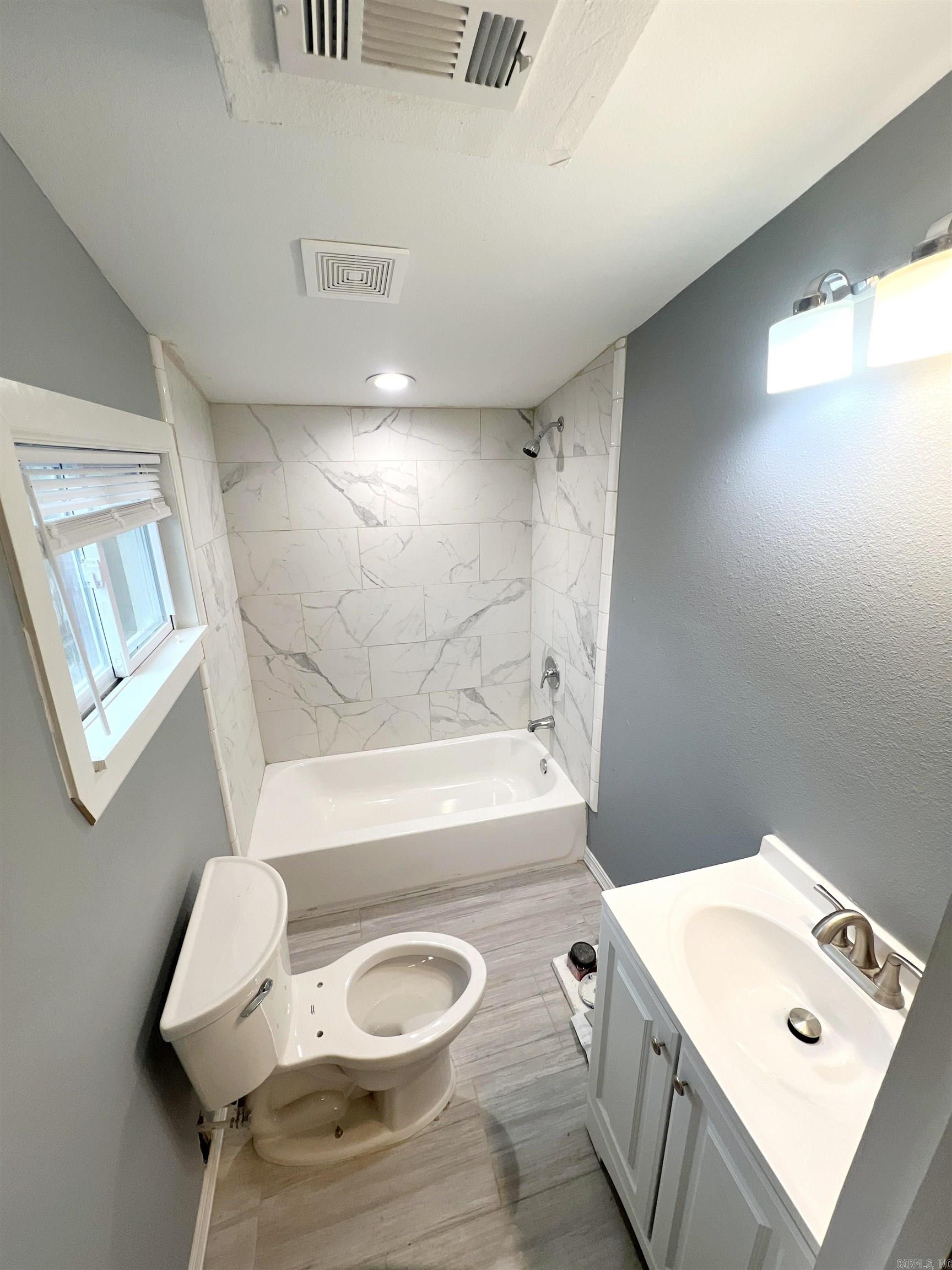 BOOKER TERRACE - Residential