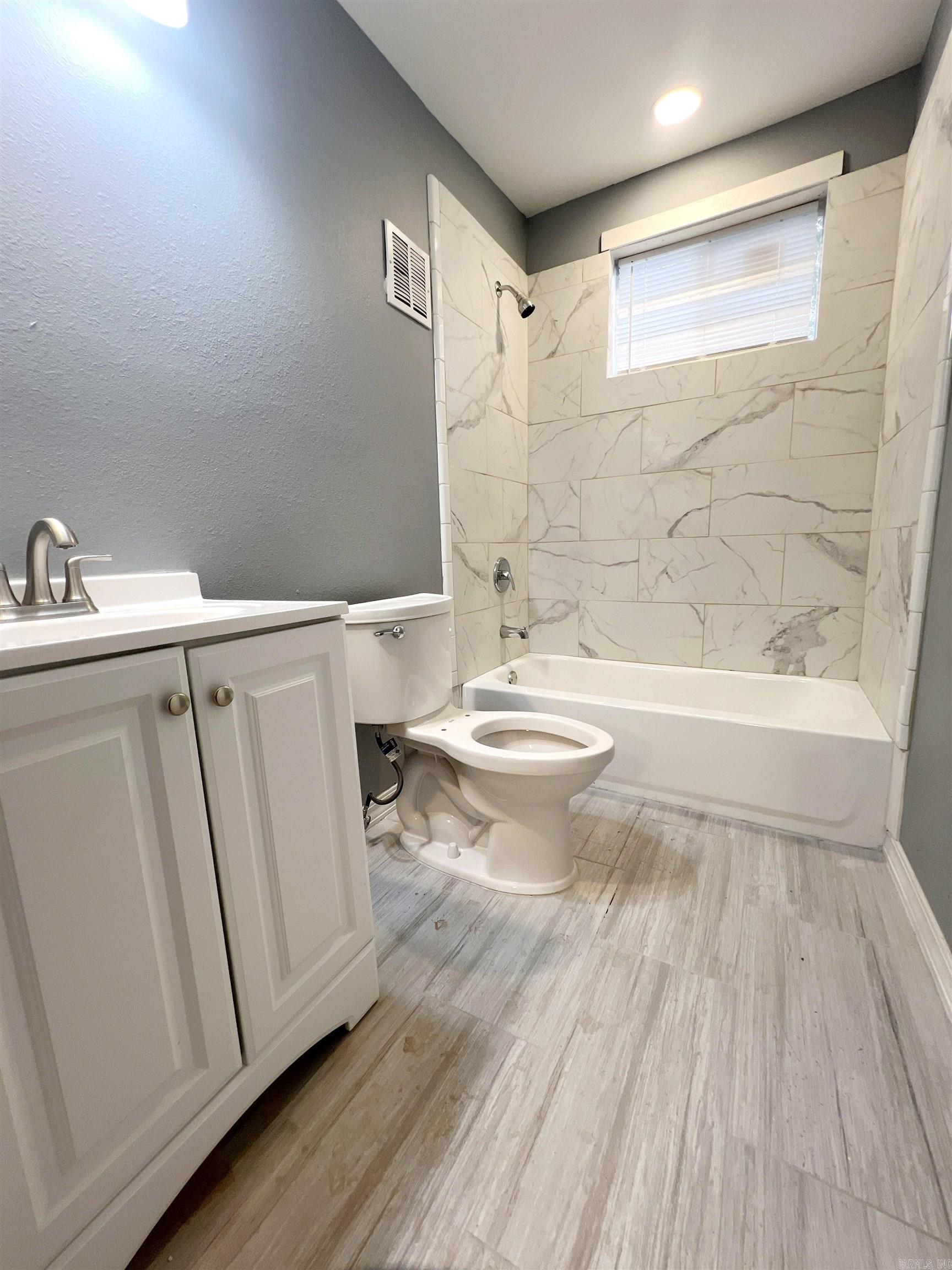 BOOKER TERRACE - Residential