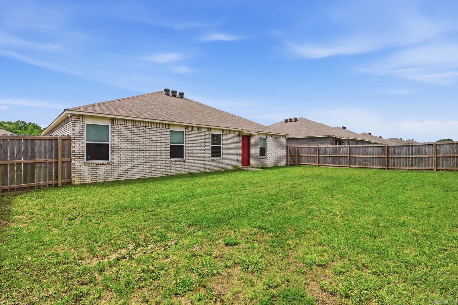 MUSEUM MEADOWS - Residential