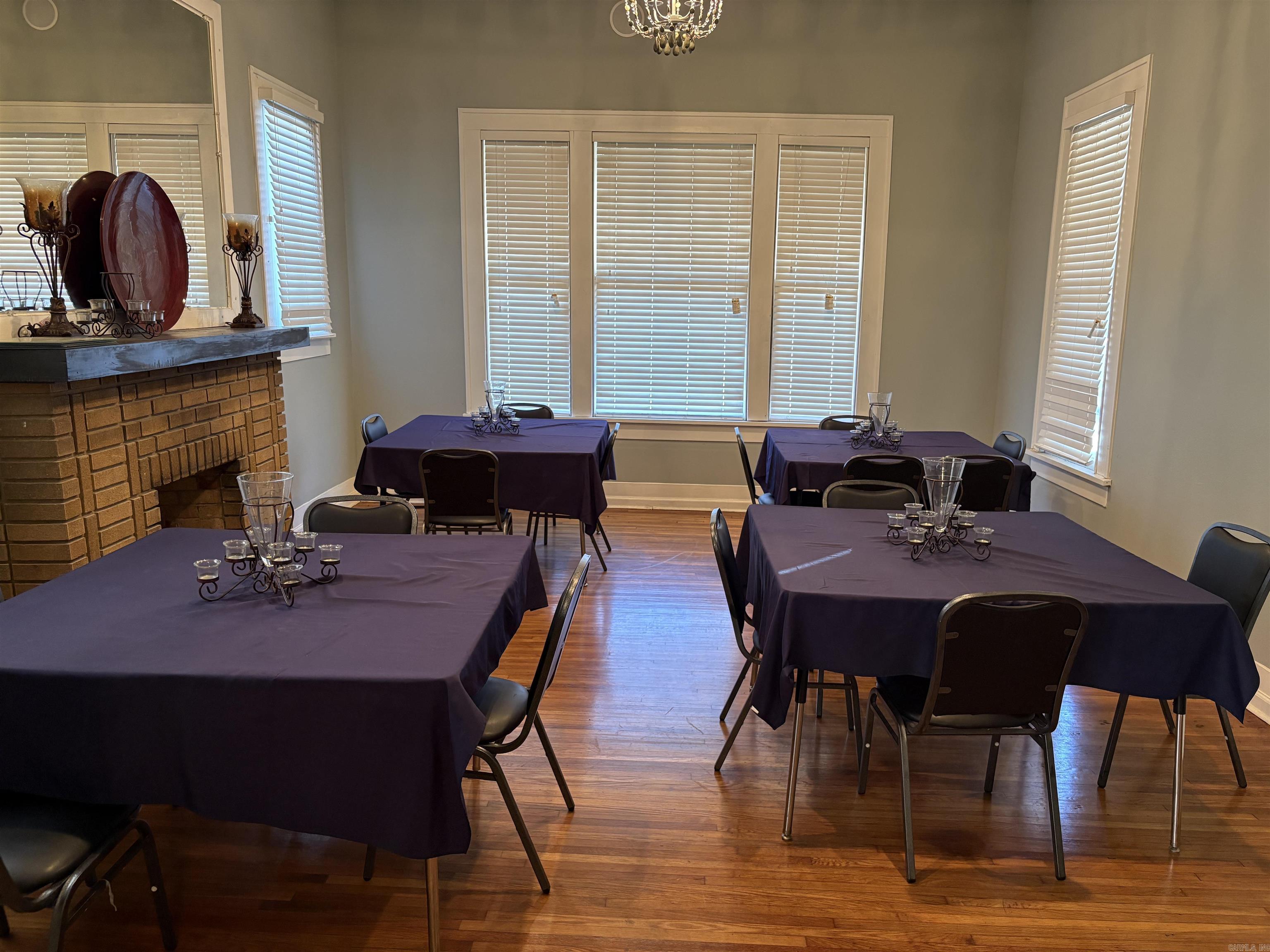 North Argenta - Commercial Sale