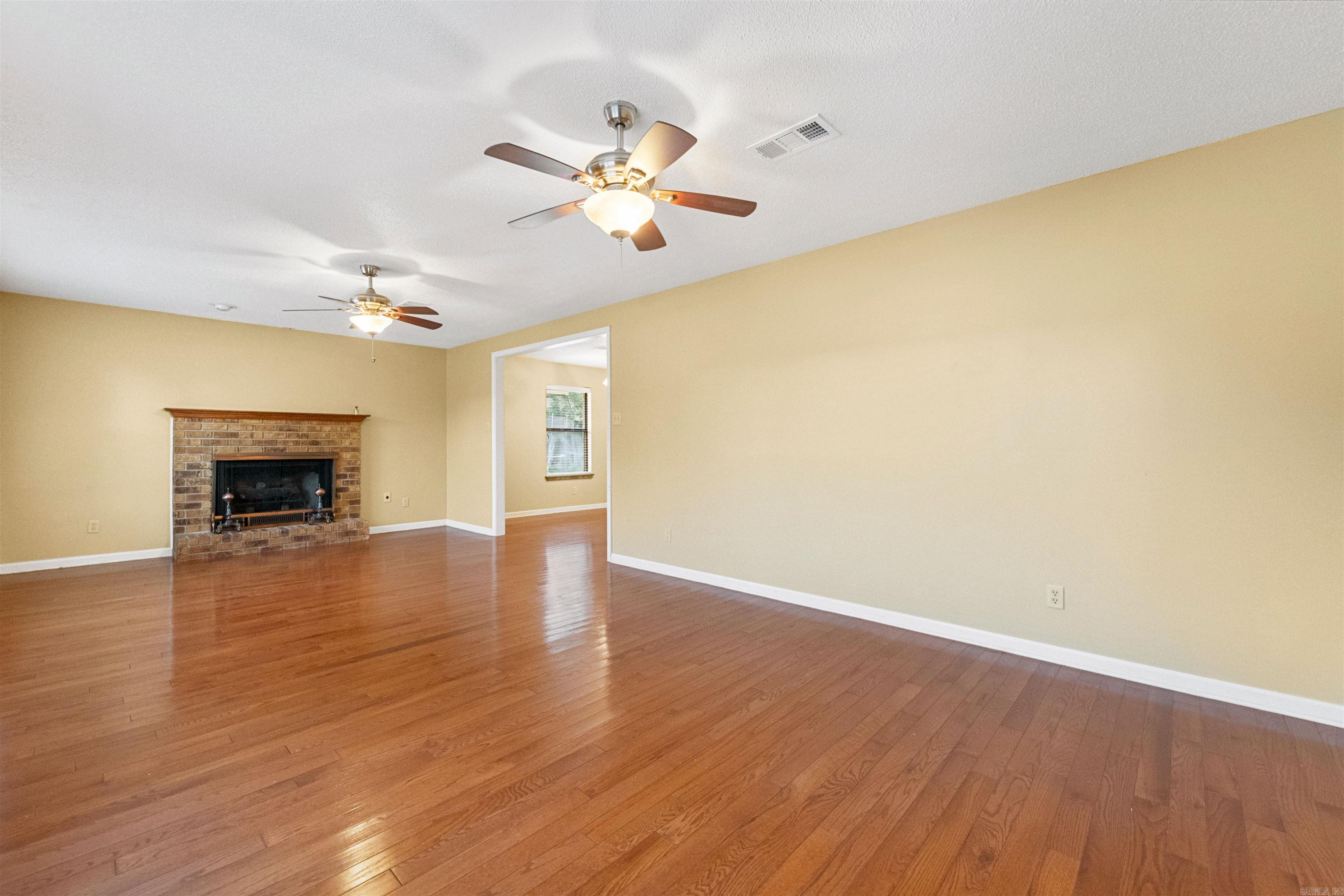 STONEWALL - Residential