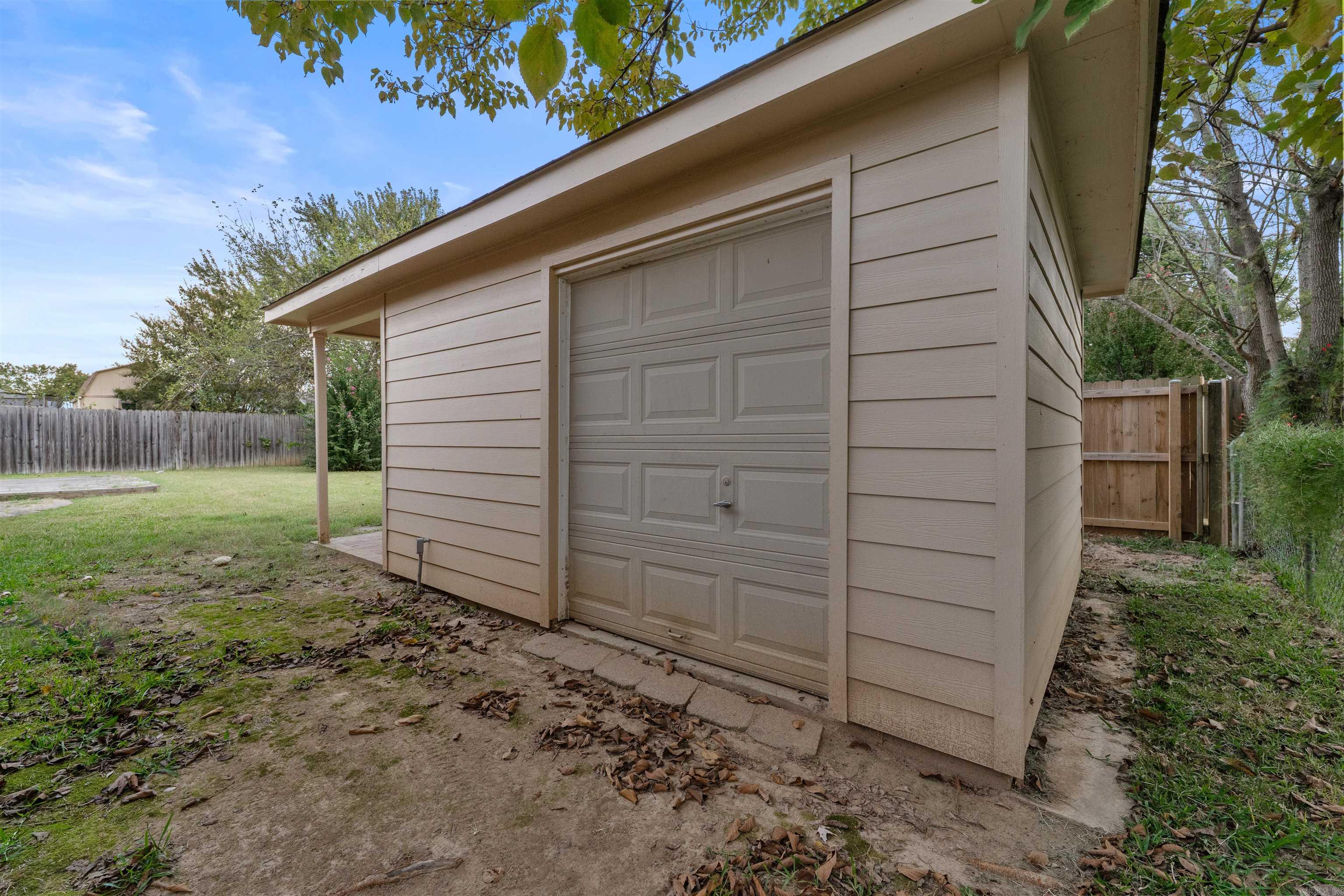 STONEWALL - Residential