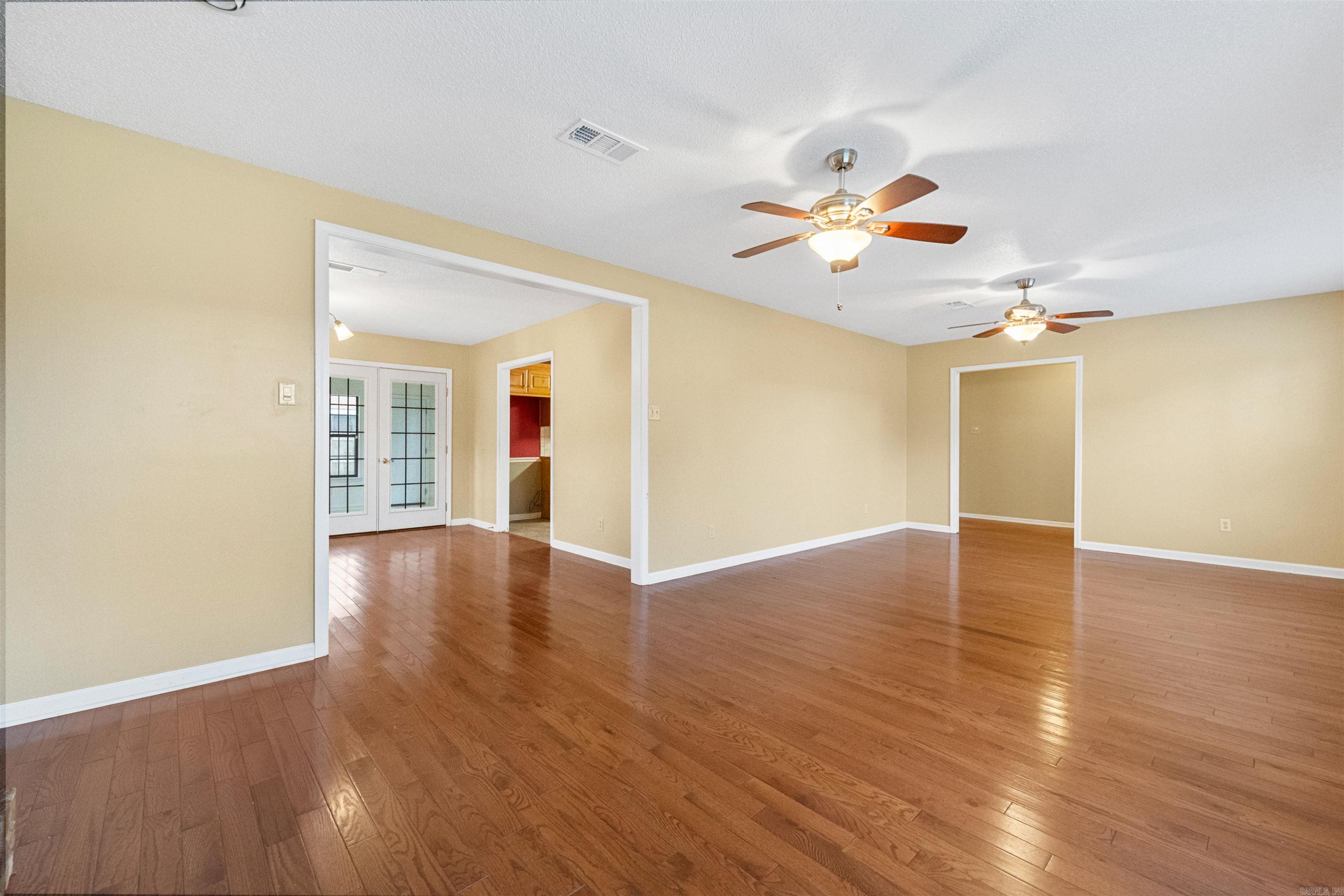 STONEWALL - Residential