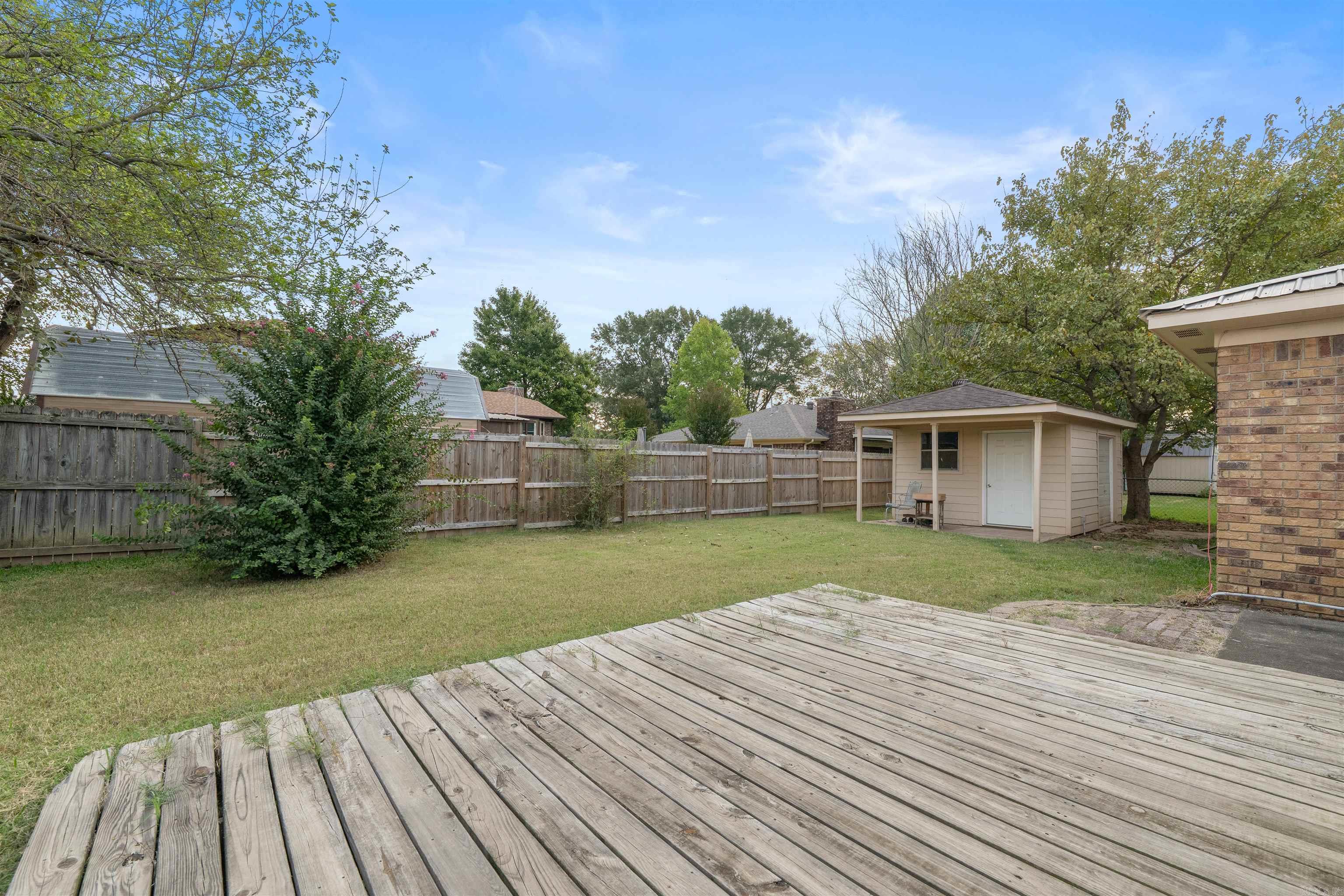 STONEWALL - Residential