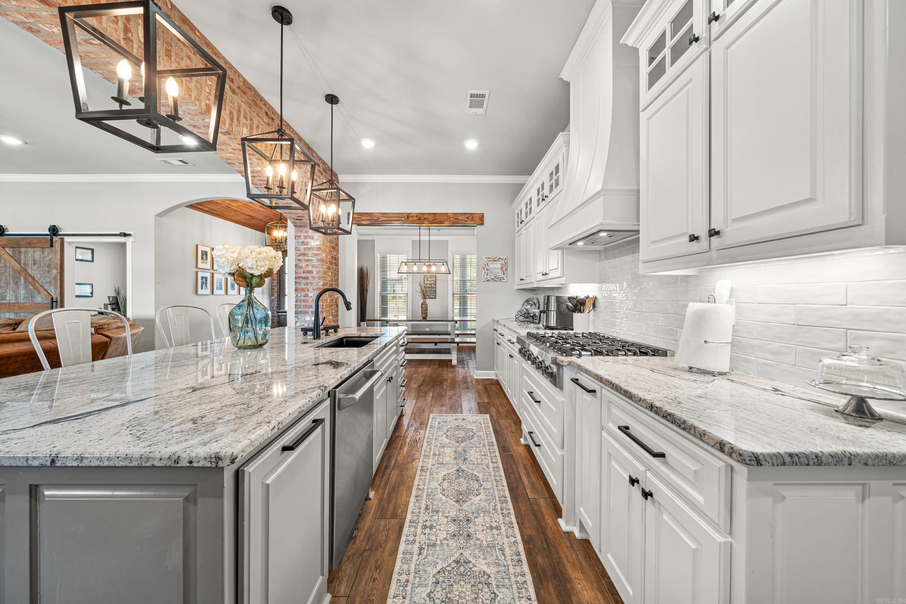OAK TREE RIDGE SUB - Residential