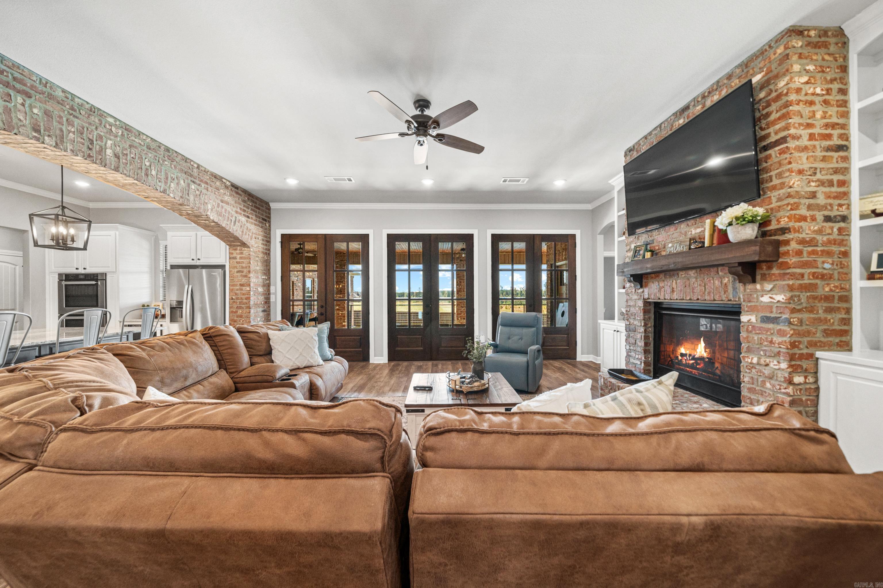 OAK TREE RIDGE SUB - Residential