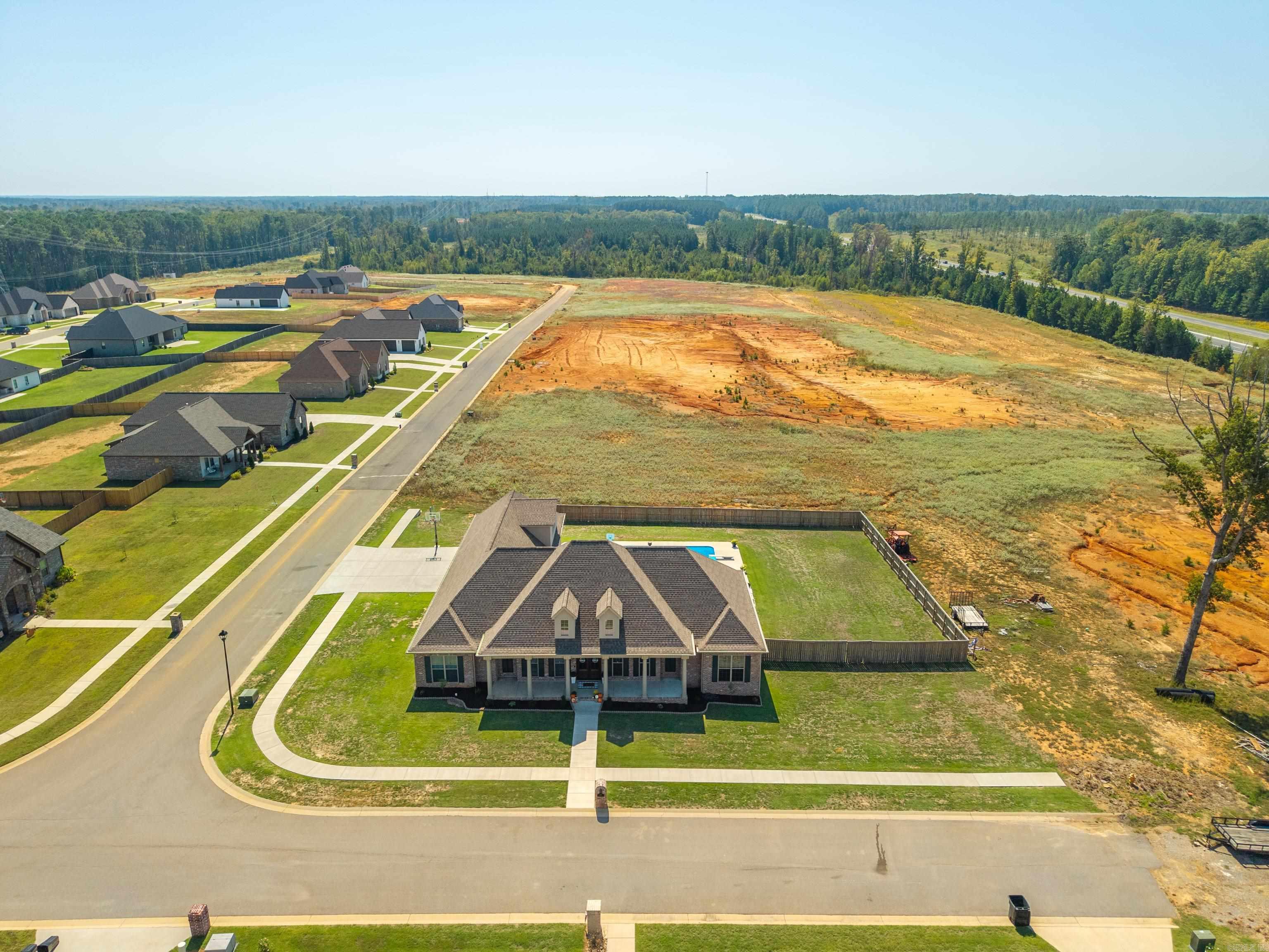 OAK TREE RIDGE SUB - Residential