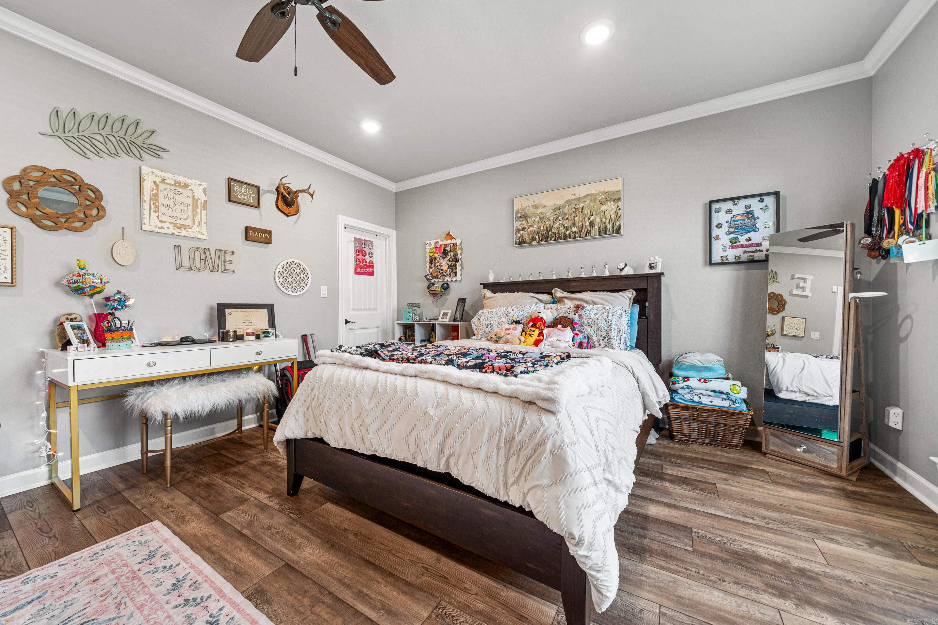 OAK TREE RIDGE SUB - Residential