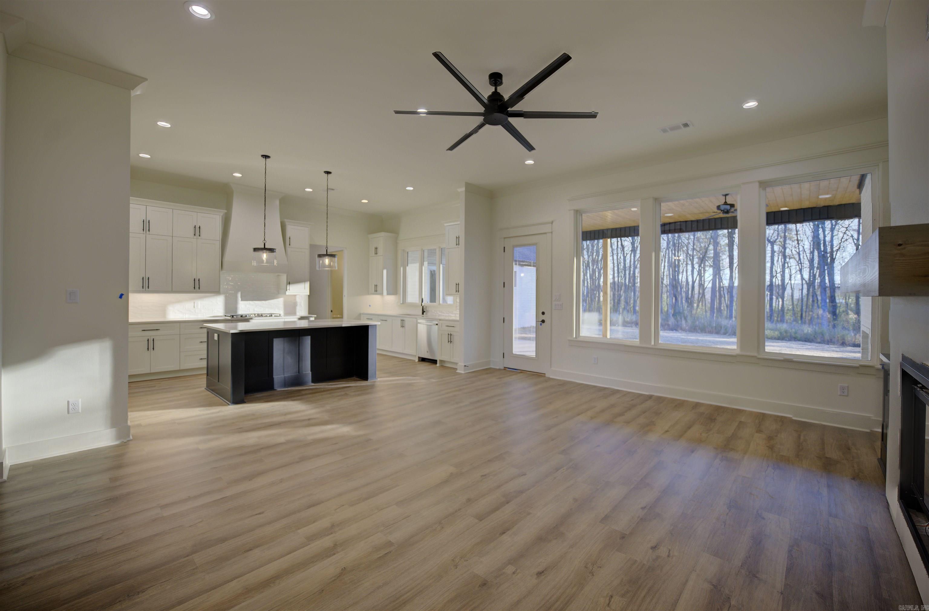 Severn Landing @ Hurricane Lake - Residential