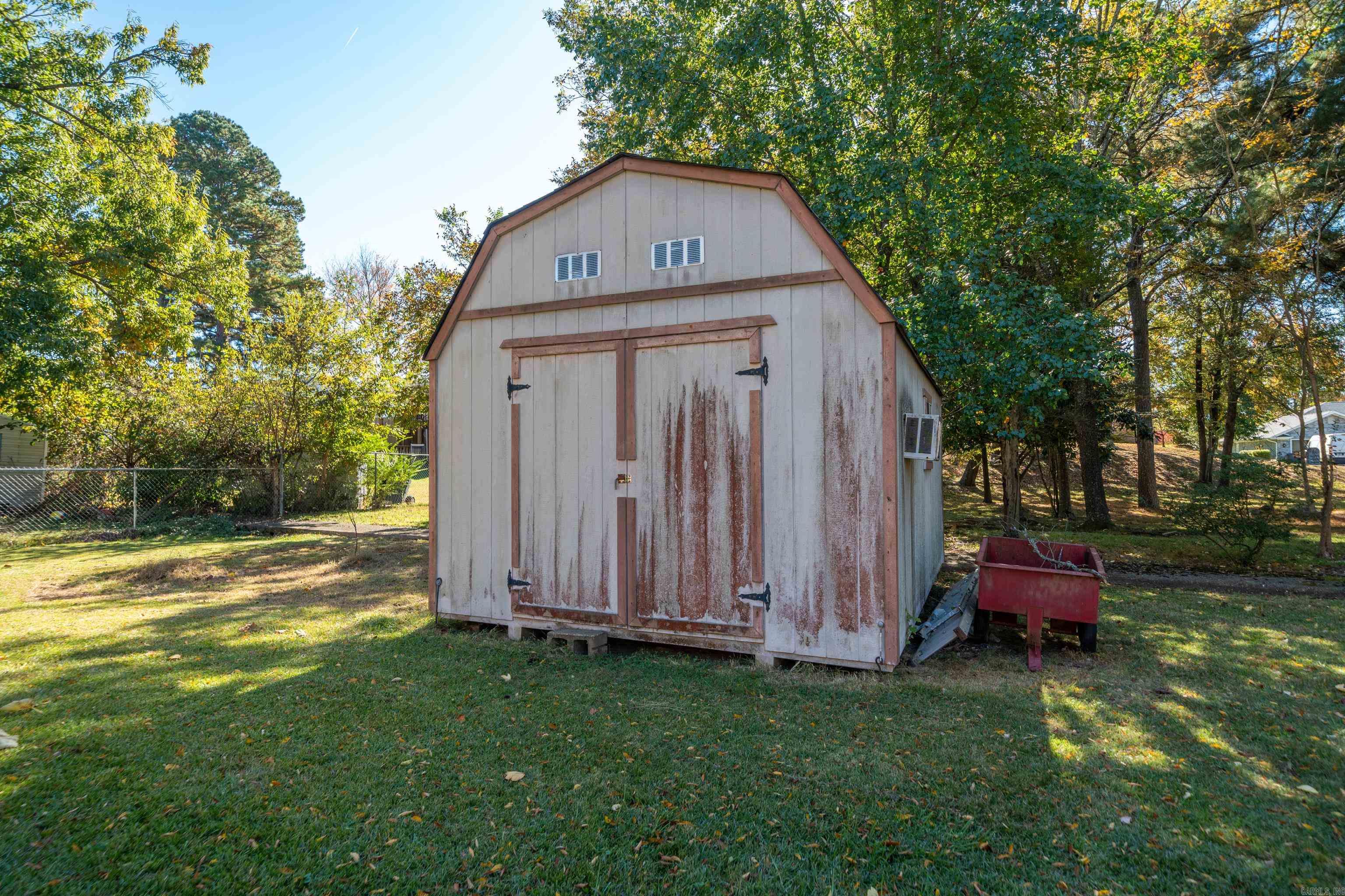 BEVERLY HILLS - Residential