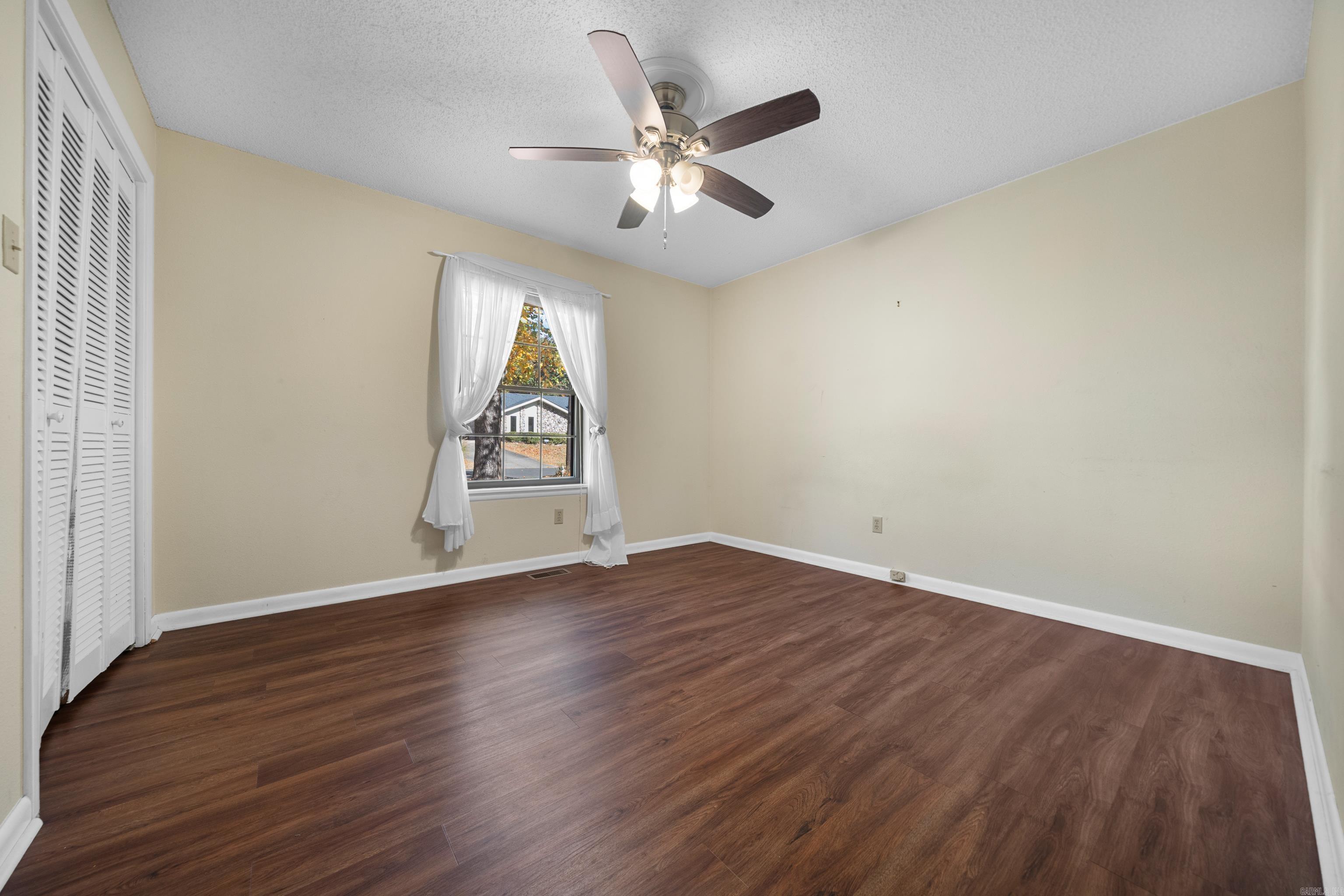 BEVERLY HILLS - Residential