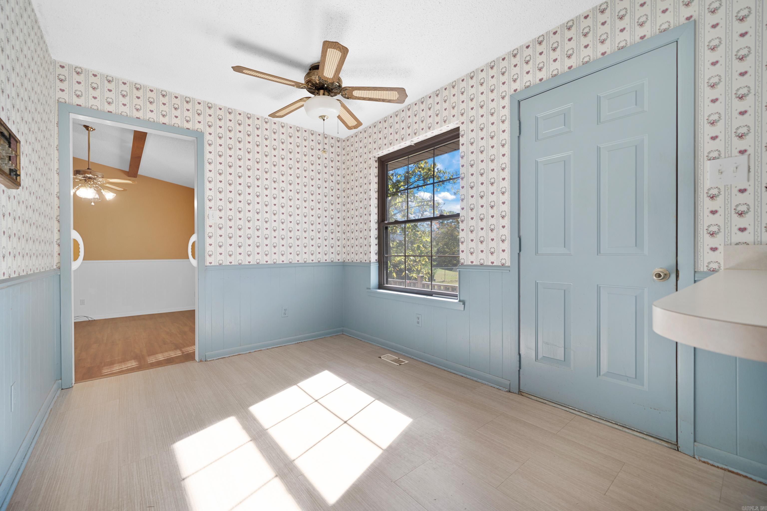 BEVERLY HILLS - Residential