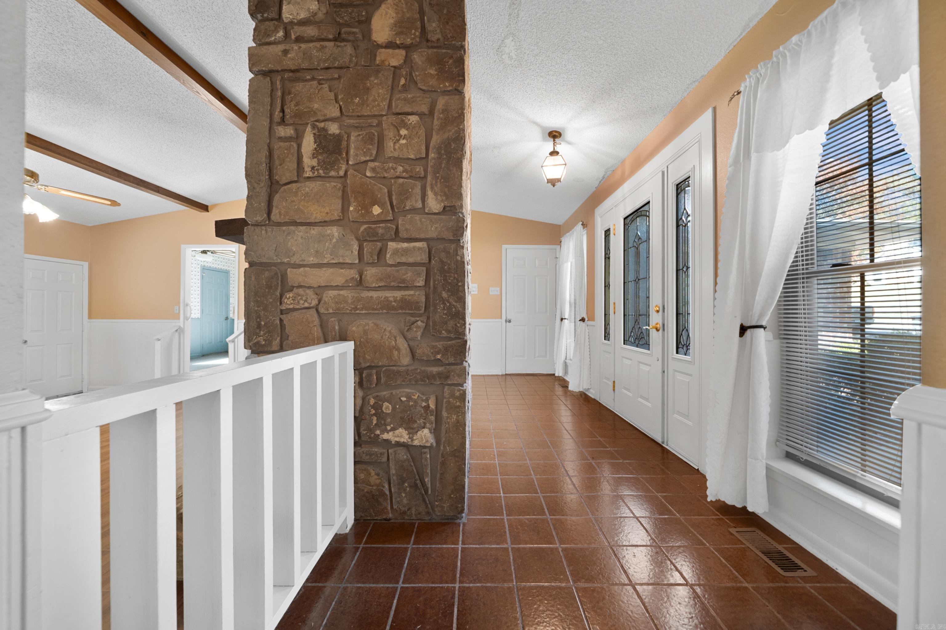 BEVERLY HILLS - Residential