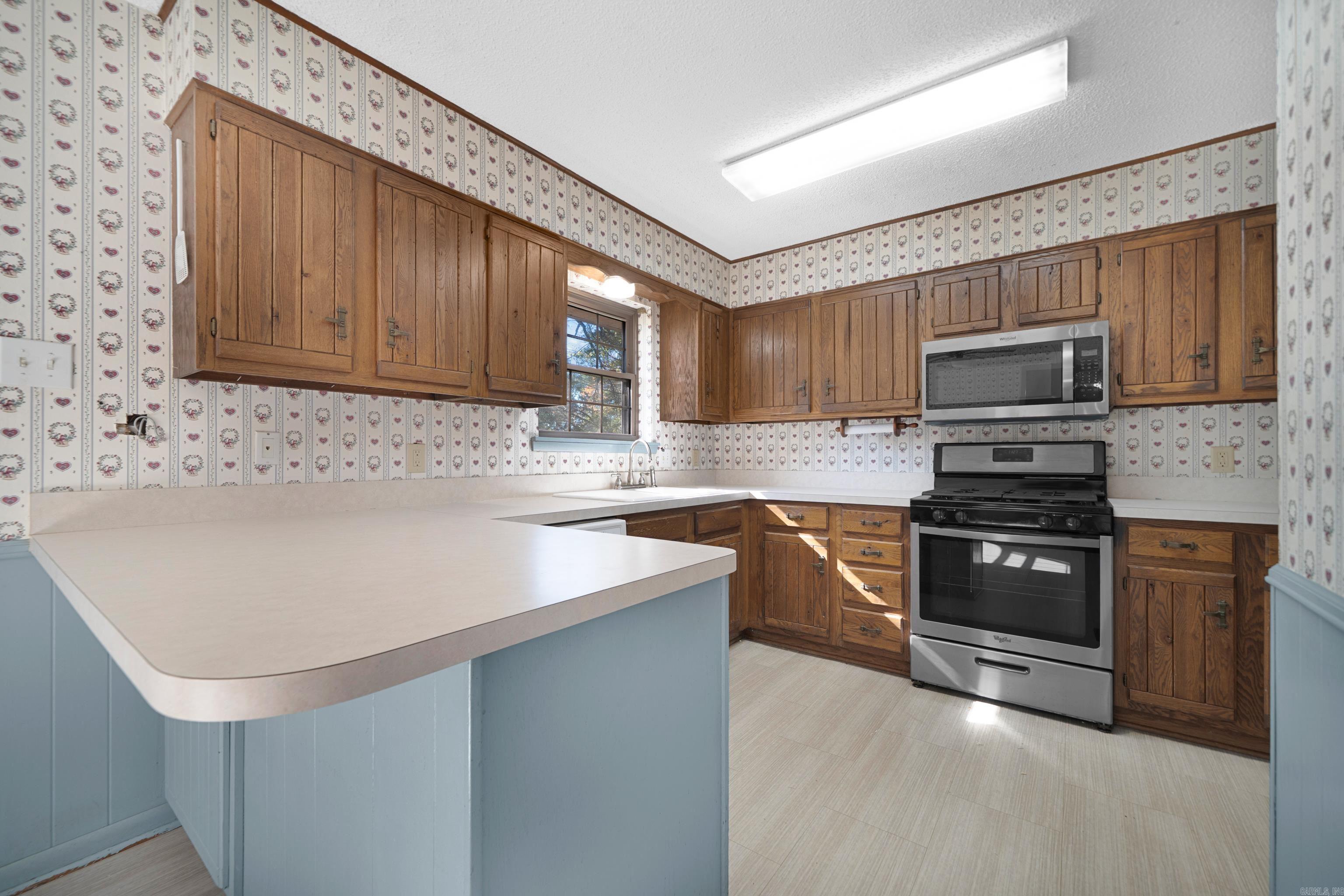 BEVERLY HILLS - Residential