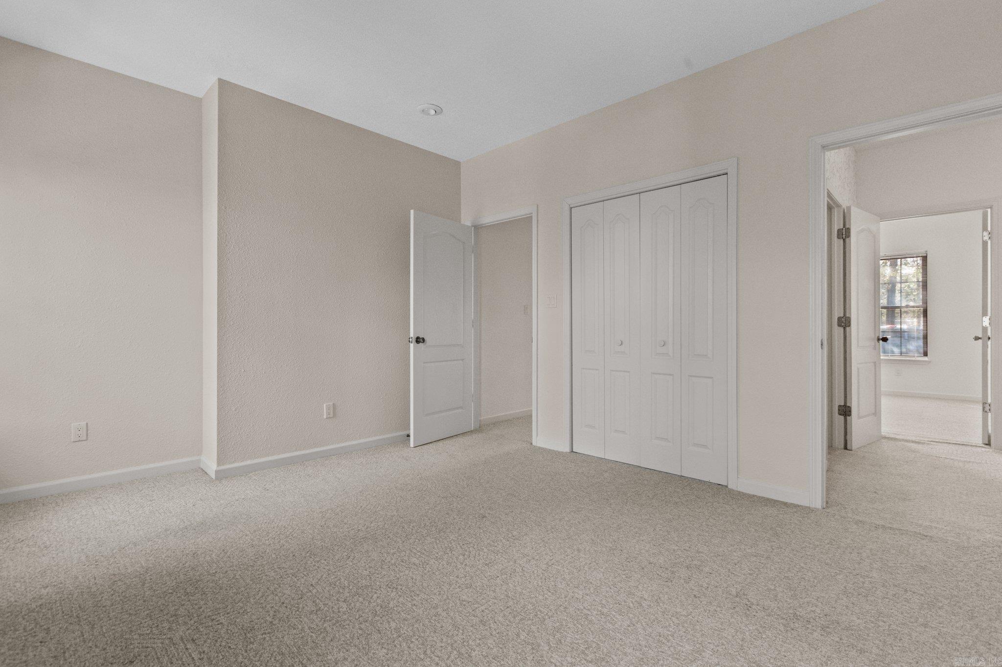 QUINNS LAKE PARK - Residential