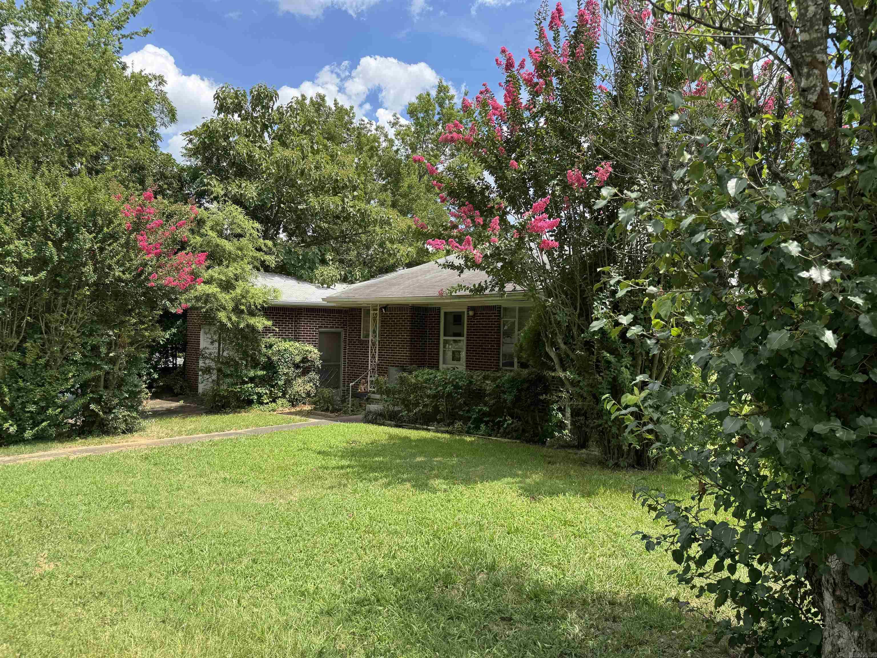 BURROUGHS, J.H. - Residential