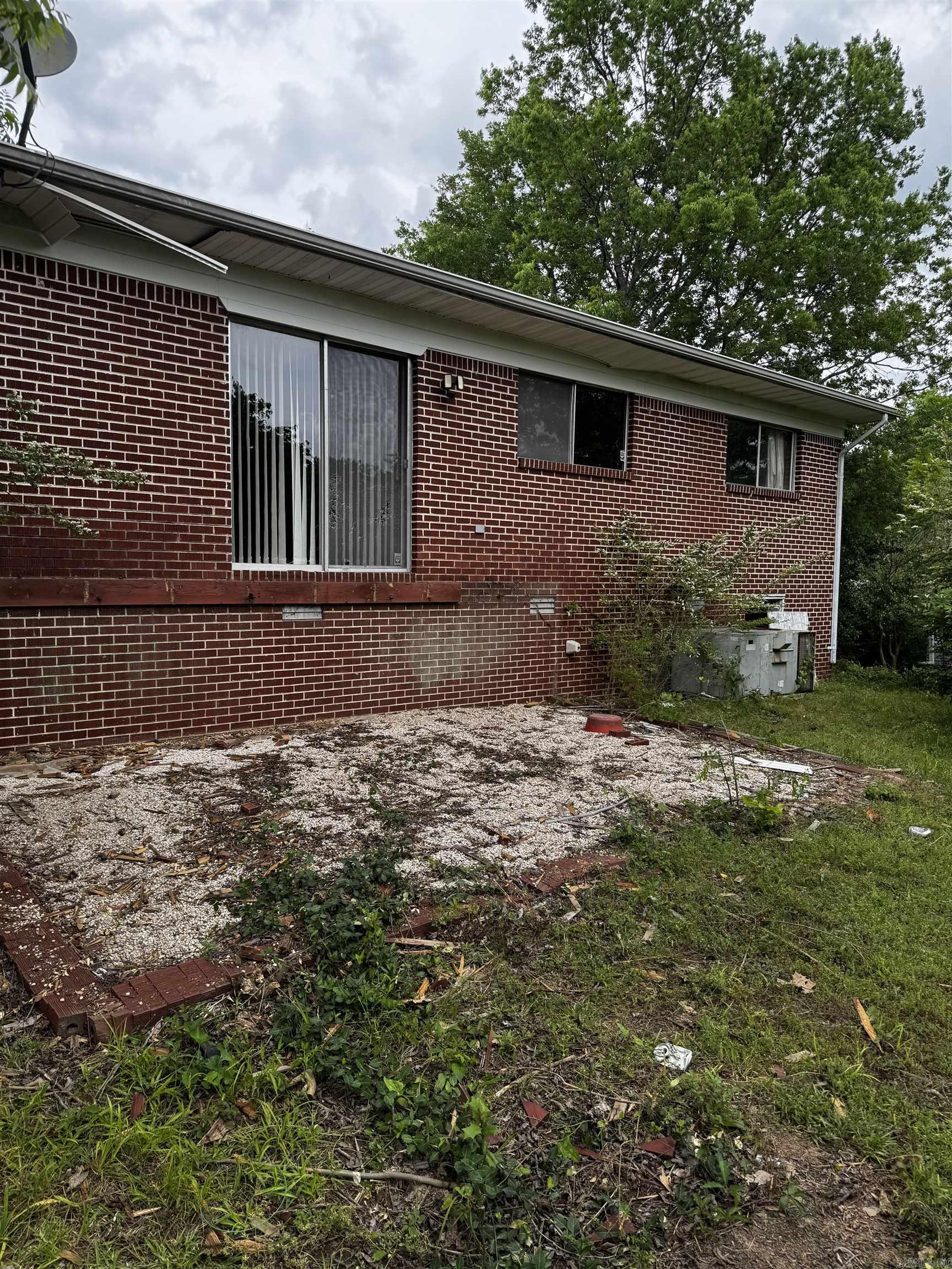 BURROUGHS, J.H. - Residential
