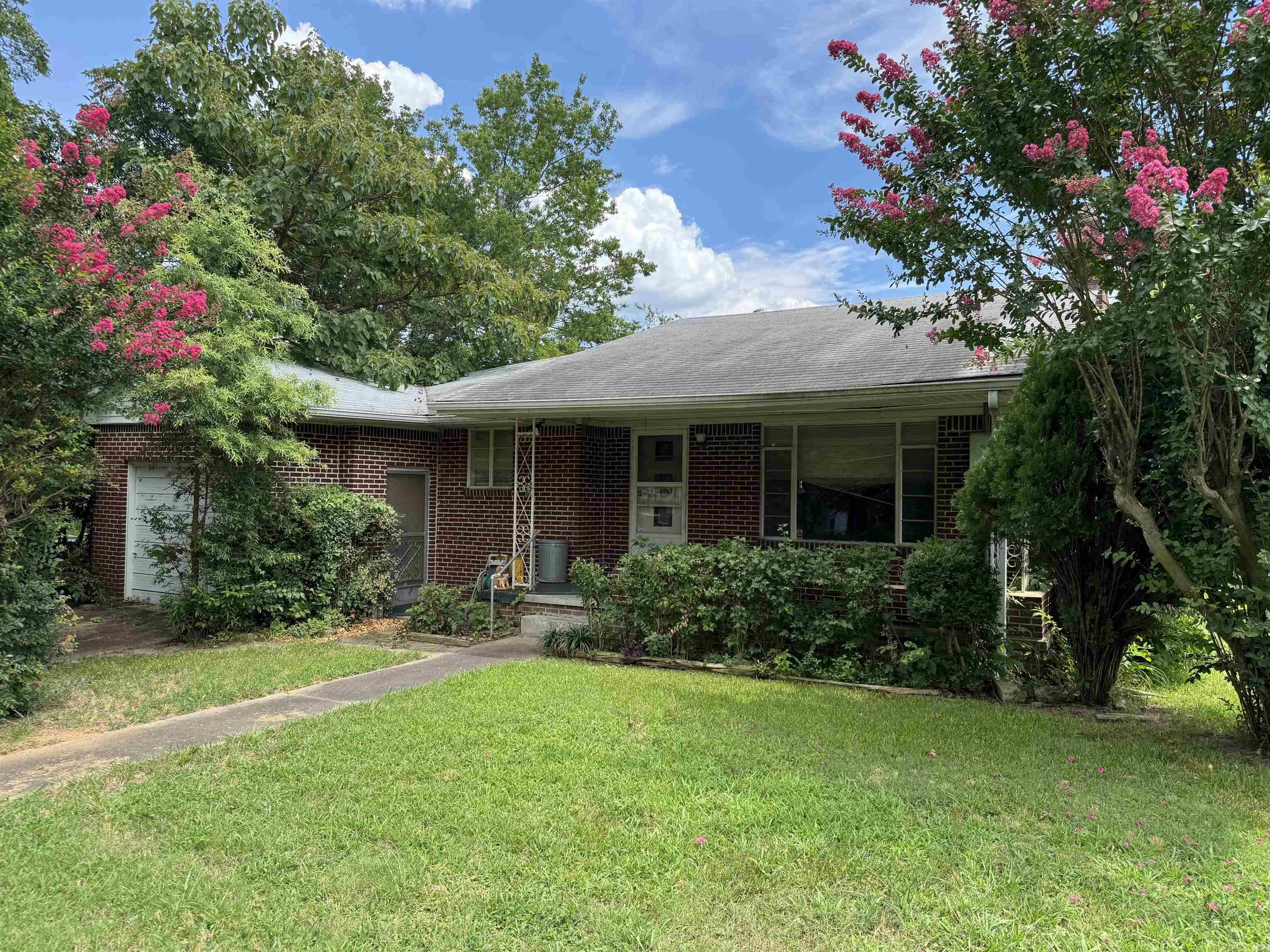 BURROUGHS, J.H. - Residential