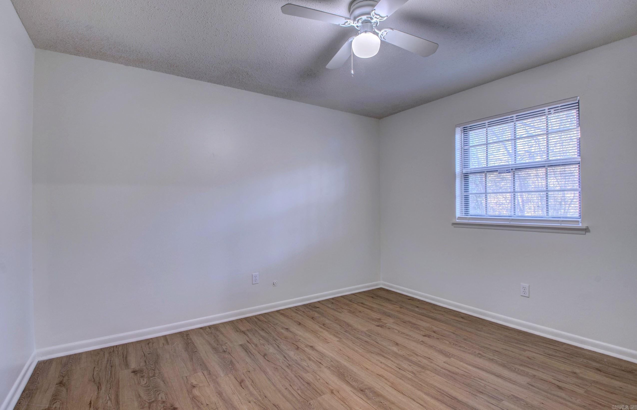 MEADOW LARK - Residential