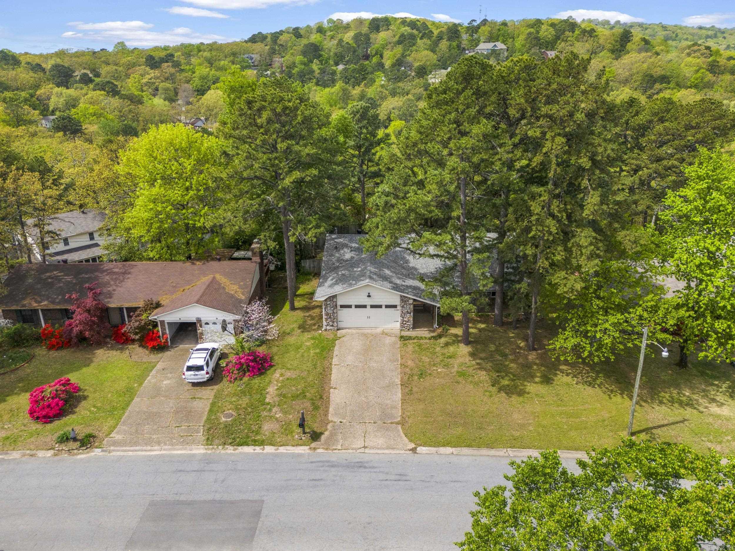 MARLOWE MANOR - Residential