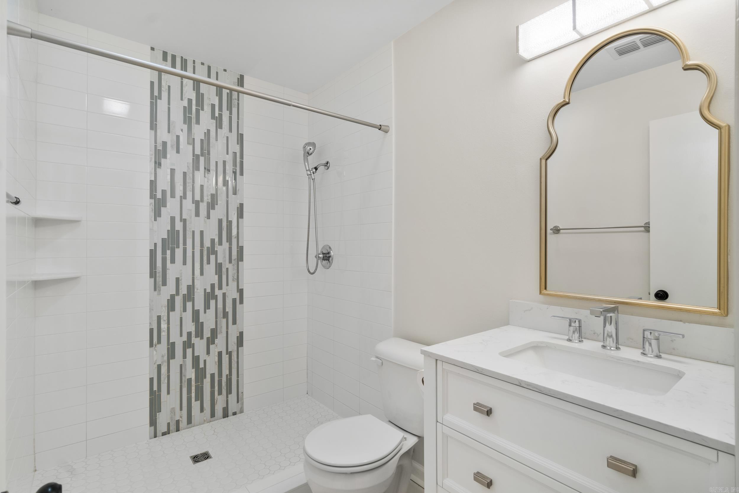 MARLOWE MANOR - Residential