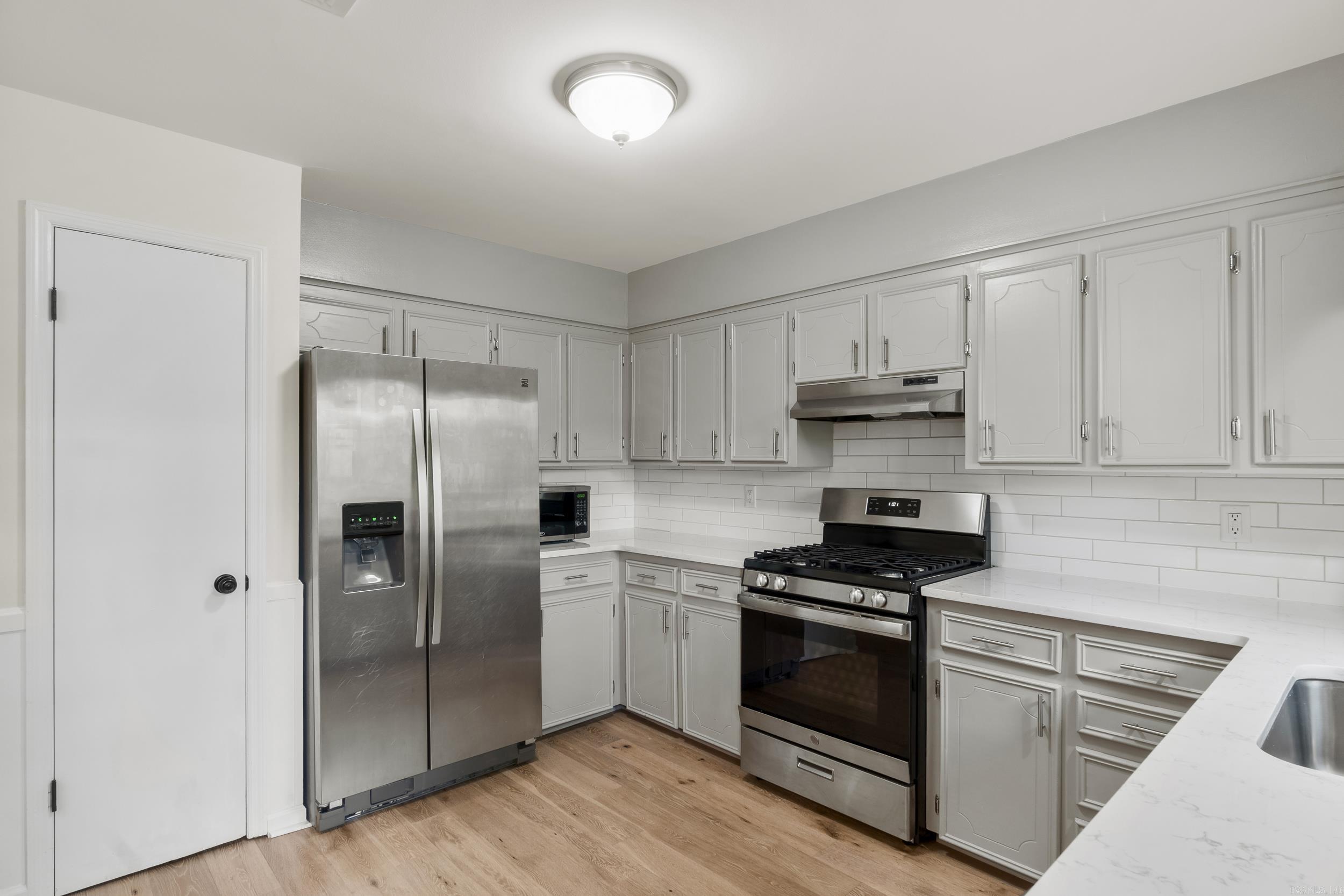 MARLOWE MANOR - Residential