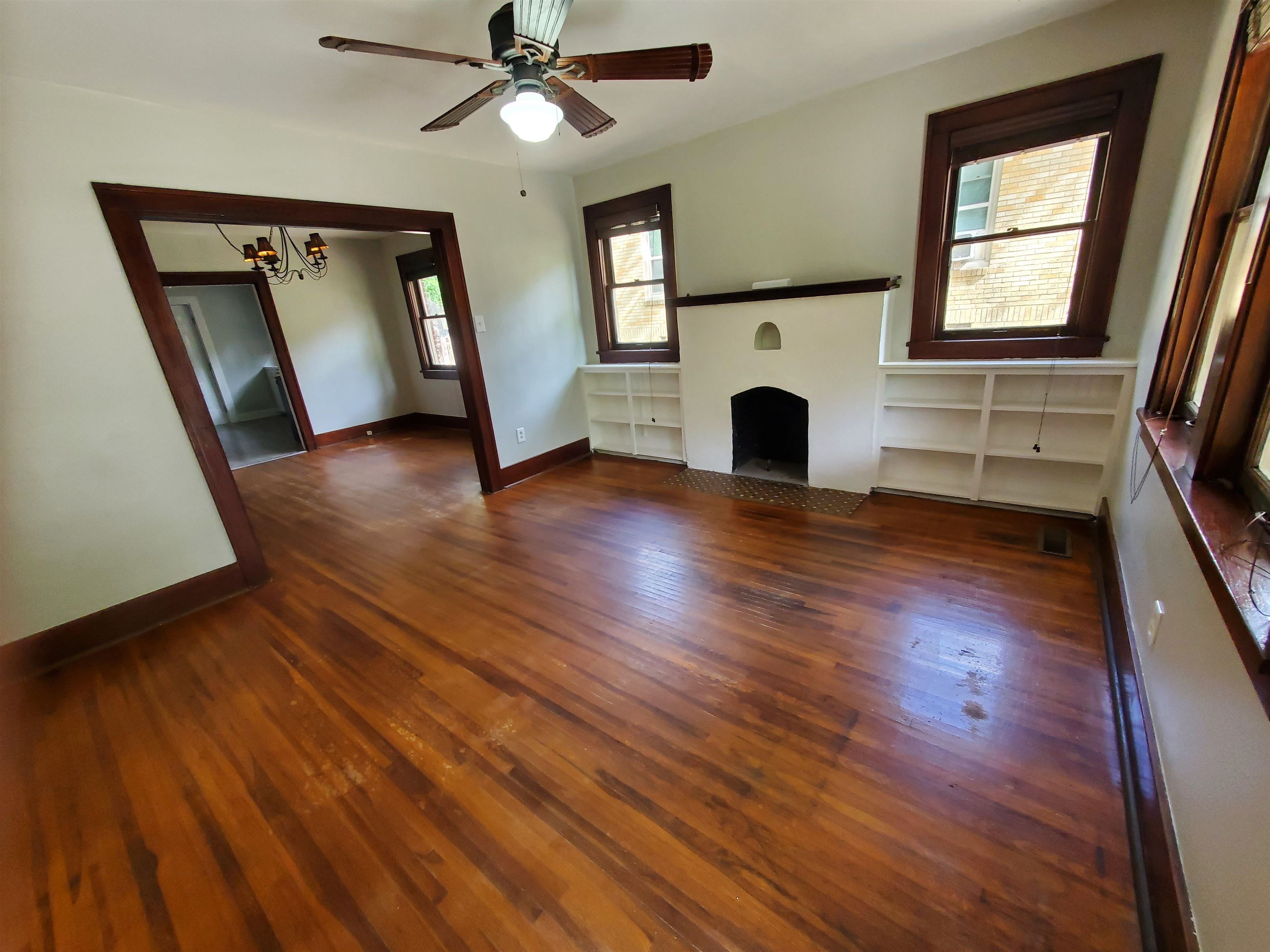 OAK FOREST - Residential