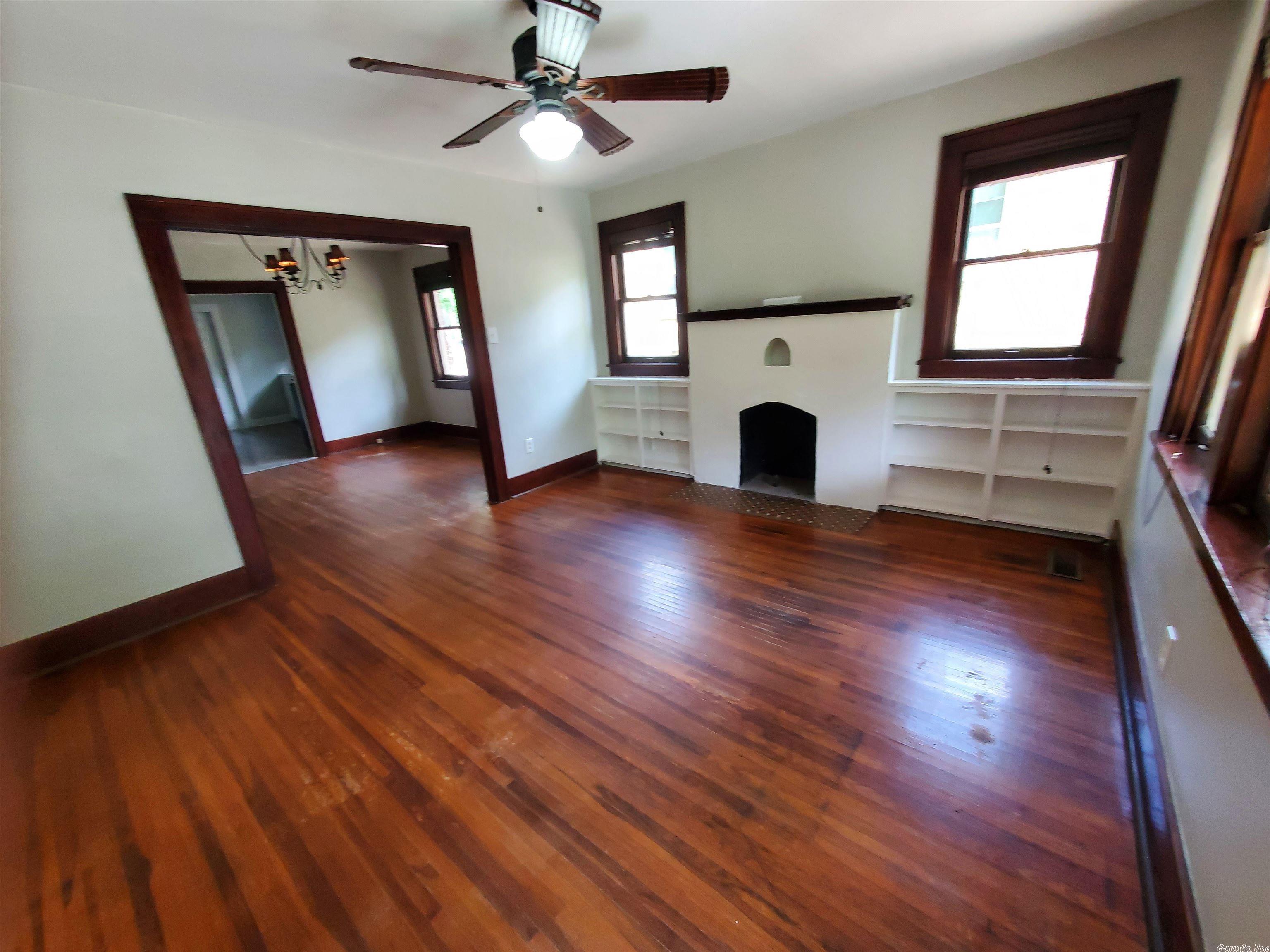 OAK FOREST - Residential