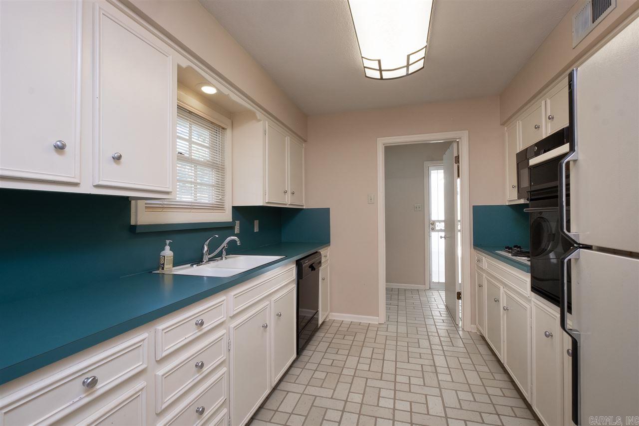 Hall Cove - Residential Lease