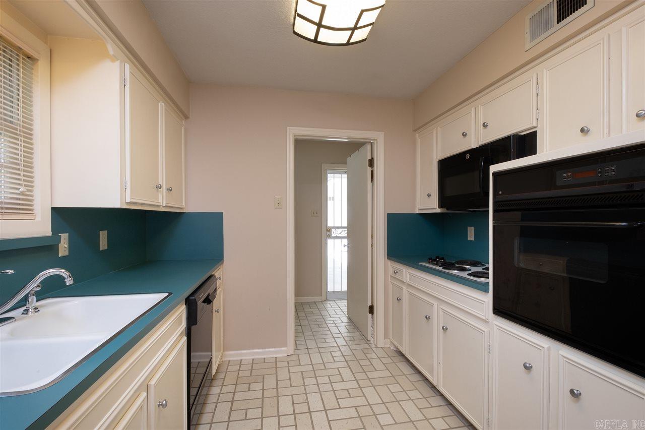 Hall Cove - Residential Lease