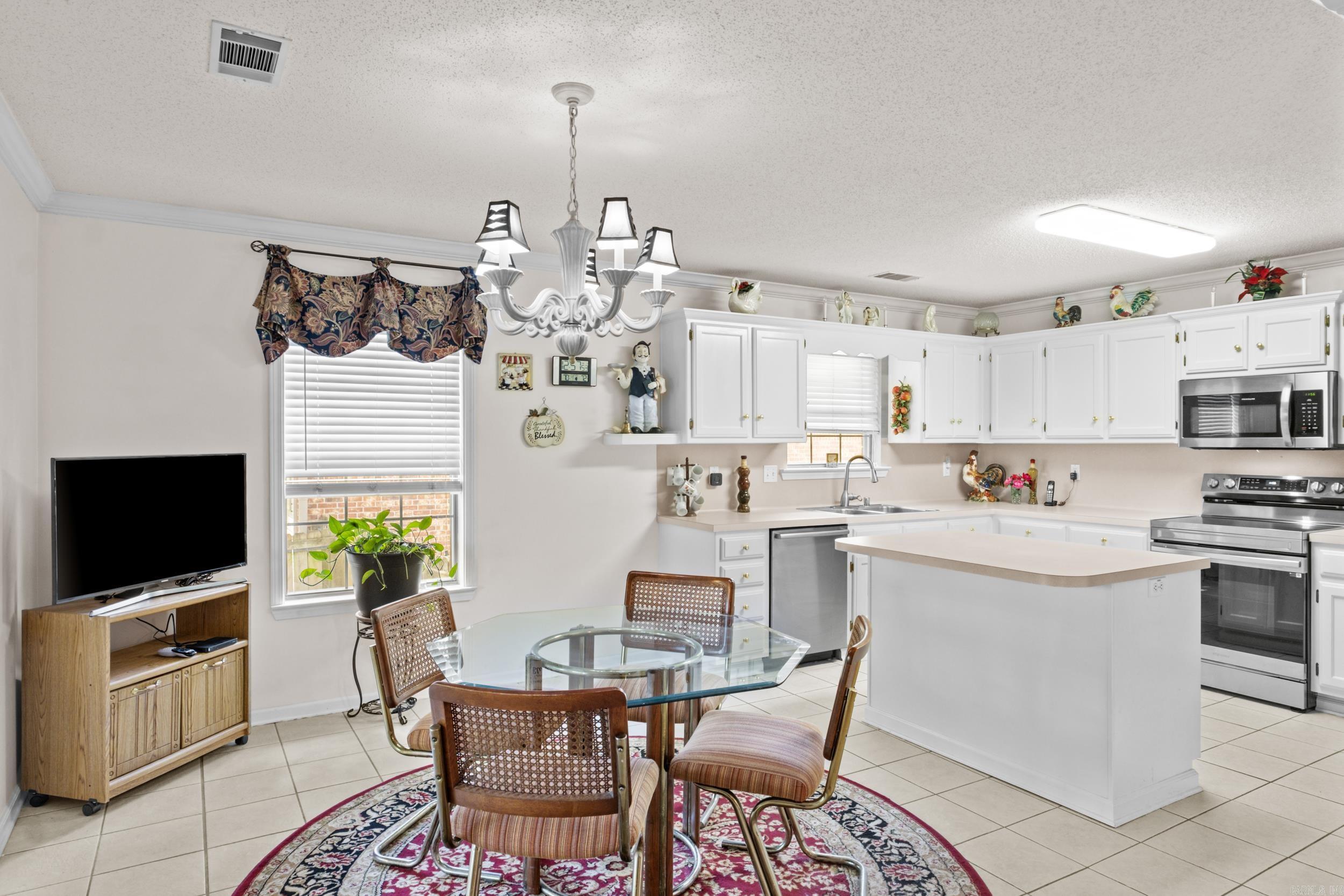 OVERCUP RIDGE ADDN - Residential