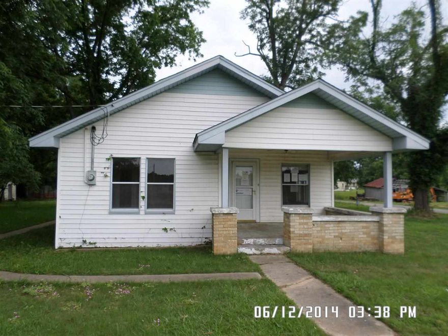 HUD Owned Property:  CASE #031-389340, HUD homes are sold AS-IS, Where is, with no representations, warranties or disclosures.  Ask your agent for details and submit offers on www.hudhomestore.com  Managed by www.PEMCO.com.  FHA FINANCING:  IE (INSURED ESCROW).  SEE AGENTS REMARKS!  Enjoy the space with this 2 acres of land.  The house has 3 bedrooms, 1 bath, formal dining room, kitchen with breakfast nook and pantry and separate laundry room.  Detached 2 car carport with storage.